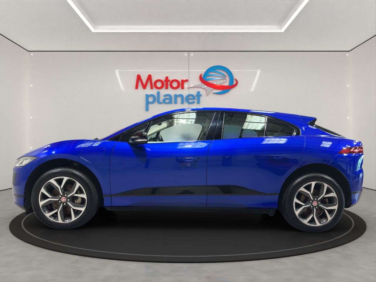 A 2022 JAGUAR I-PACE 400 90kWh HSE SUV 5dr Electric Auto 4WD (400 ps) A 2022 JAGUAR I-PACE 400 90kWh HSE SUV 5dr Electric Auto 4WD (400 ps)