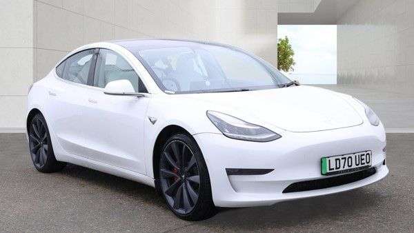 A 2020 TESLA MODEL 3 (Dual Motor) Performance Saloon 4dr Electric Auto 4WDE (Performance Upgrade A 2020 TESLA MODEL 3 (Dual Motor) Performance Saloon 4dr Electric Auto 4WDE (Performance Upgrade