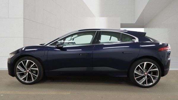 A 2022 JAGUAR I-PACE 400 90kWh HSE SUV 5dr Electric Auto 4WD (400 ps) A 2022 JAGUAR I-PACE 400 90kWh HSE SUV 5dr Electric Auto 4WD (400 ps)