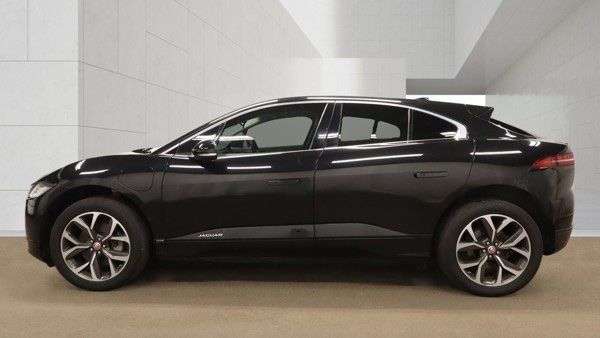 A 2020 JAGUAR I-PACE 400 90kWh HSE SUV 5dr Electric Auto 4WD (400 ps) A 2020 JAGUAR I-PACE 400 90kWh HSE SUV 5dr Electric Auto 4WD (400 ps)