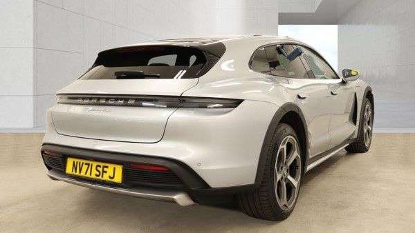 2022 PORSCHE TAYCAN 2022 PORSCHE TAYCAN
