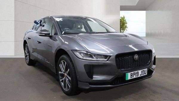 A 2019 JAGUAR I-PACE 400 90kWh SE SUV 5dr Electric Auto 4WD (400 ps) A 2019 JAGUAR I-PACE 400 90kWh SE SUV 5dr Electric Auto 4WD (400 ps)