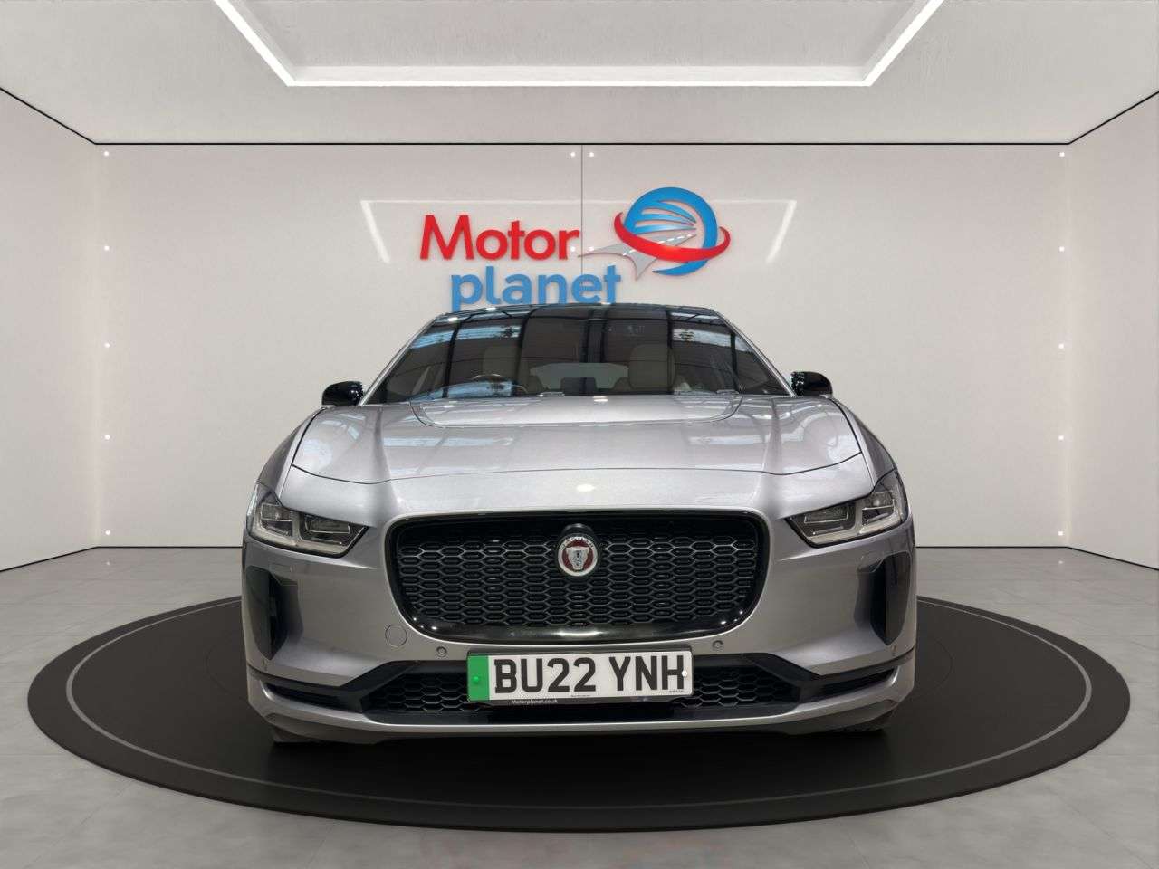 A 2022 JAGUAR I-PACE 400 90kWh Black SUV 5dr Electric Auto 4WD (400 ps) A 2022 JAGUAR I-PACE 400 90kWh Black SUV 5dr Electric Auto 4WD (400 ps)