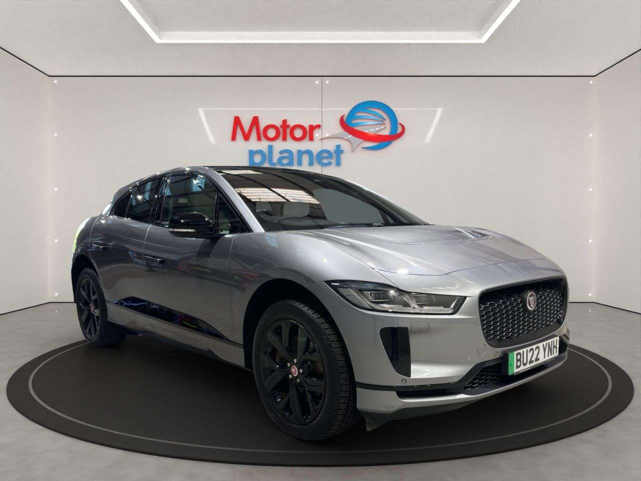 A 2022 JAGUAR I-PACE 400 90kWh Black SUV 5dr Electric Auto 4WD (400 ps) A 2022 JAGUAR I-PACE 400 90kWh Black SUV 5dr Electric Auto 4WD (400 ps)