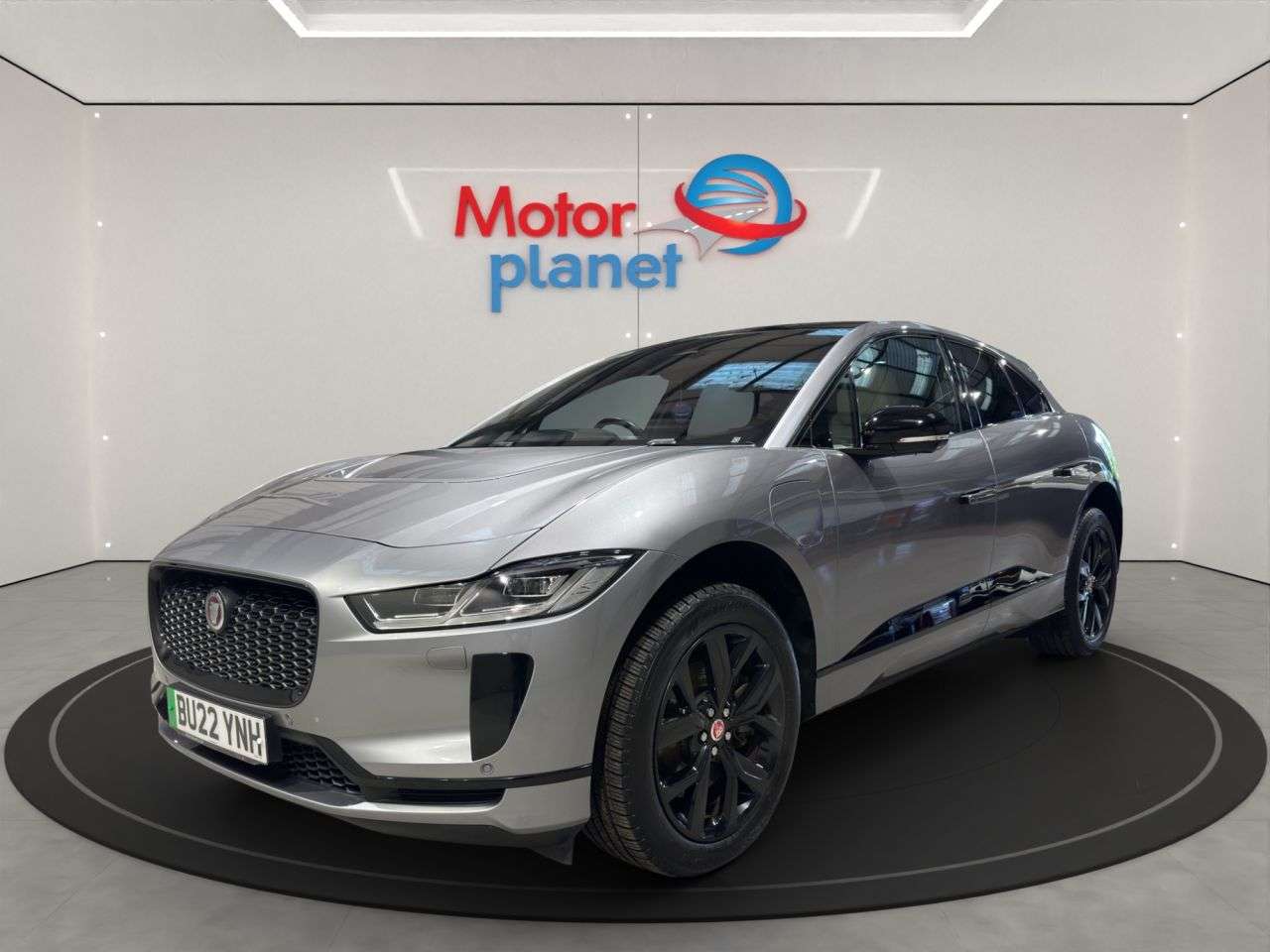 A 2022 JAGUAR I-PACE 400 90kWh Black SUV 5dr Electric Auto 4WD (400 ps) A 2022 JAGUAR I-PACE 400 90kWh Black SUV 5dr Electric Auto 4WD (400 ps)