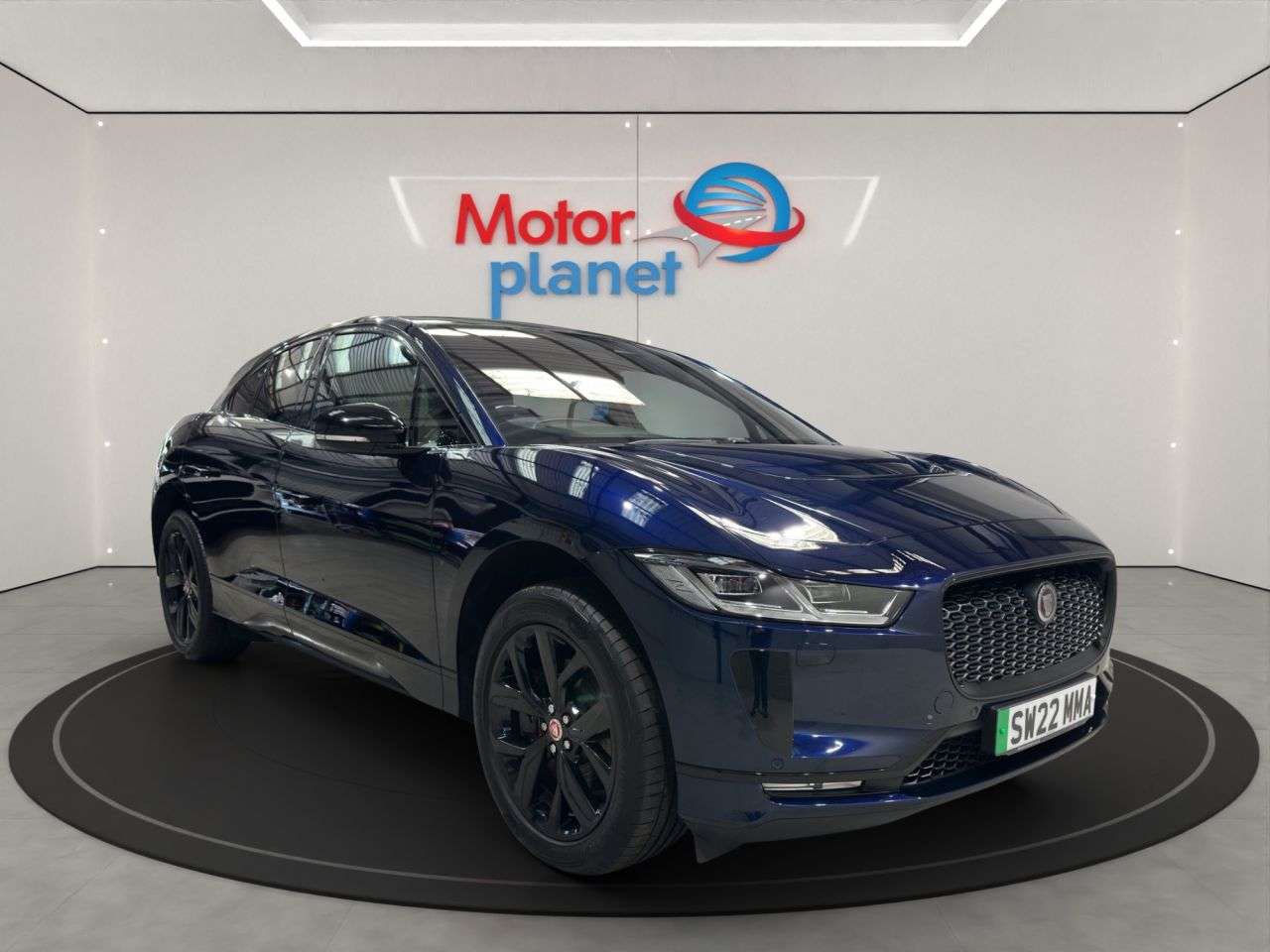 A 2022 JAGUAR I-PACE 400 90kWh HSE Black SUV 5dr Electric Auto 4WD (400 ps) A 2022 JAGUAR I-PACE 400 90kWh HSE Black SUV 5dr Electric Auto 4WD (400 ps)