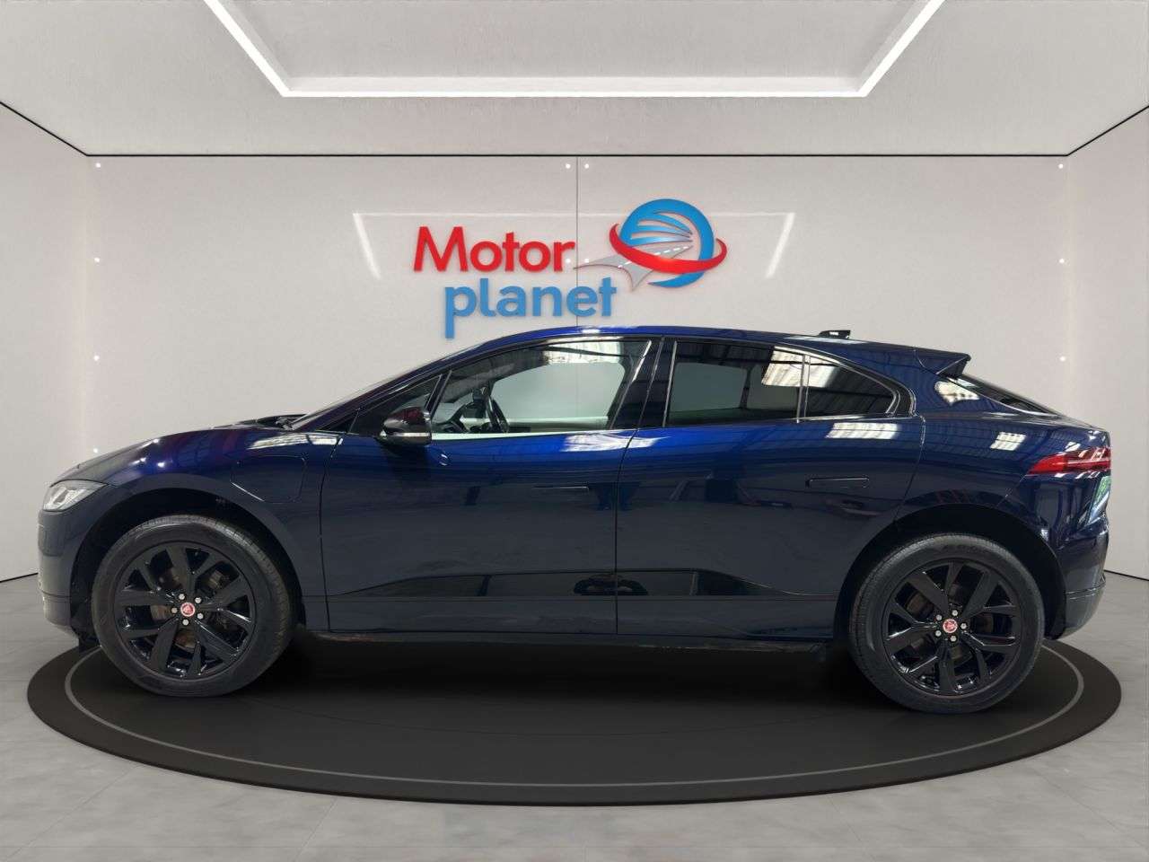 A 2022 JAGUAR I-PACE 400 90kWh HSE Black SUV 5dr Electric Auto 4WD (400 ps) A 2022 JAGUAR I-PACE 400 90kWh HSE Black SUV 5dr Electric Auto 4WD (400 ps)