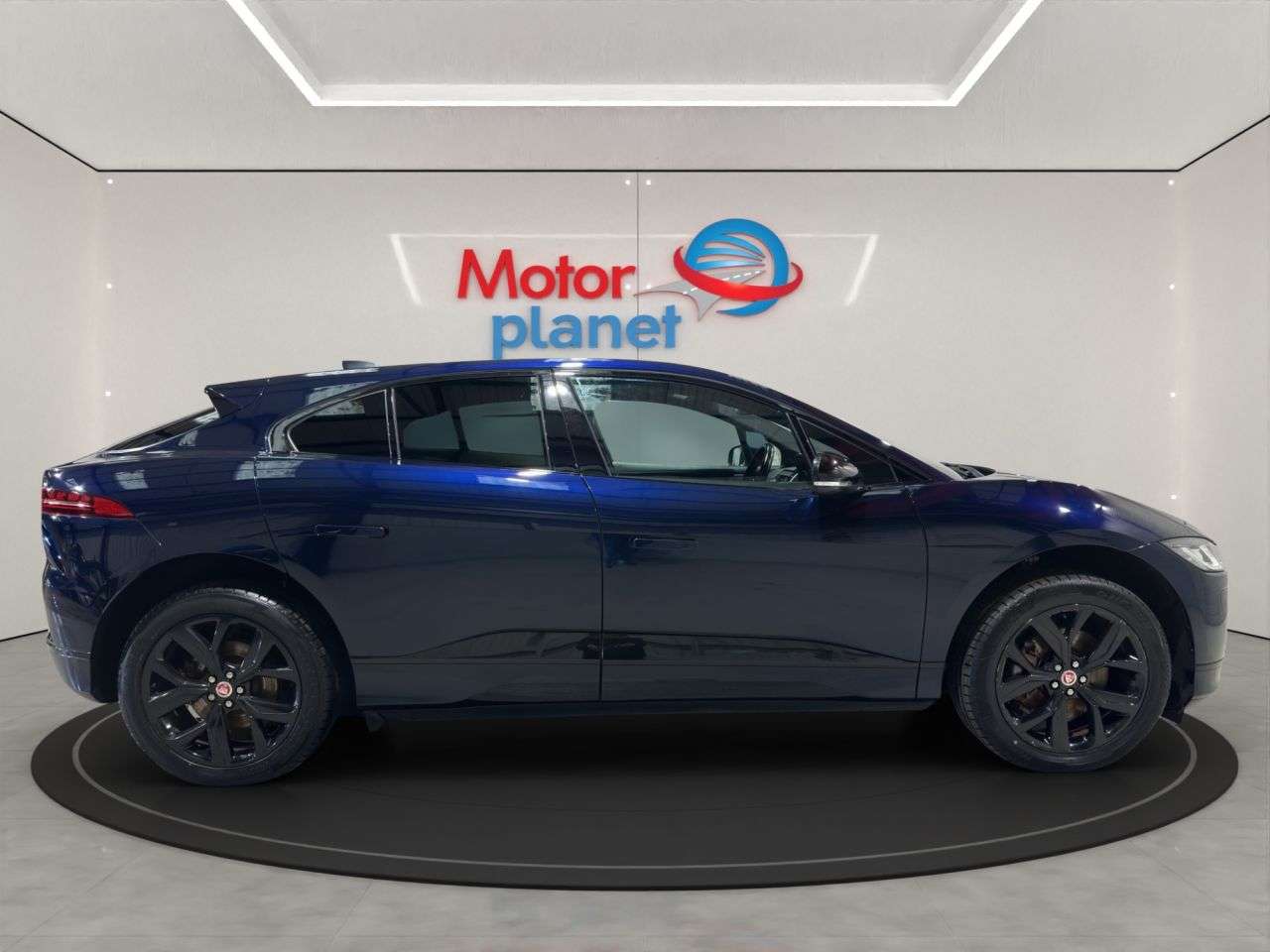 A 2022 JAGUAR I-PACE 400 90kWh Black SUV 5dr Electric Auto 4WD (400 ps) A 2022 JAGUAR I-PACE 400 90kWh Black SUV 5dr Electric Auto 4WD (400 ps)