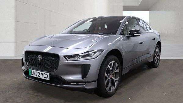 A 2022 JAGUAR I-PACE 400 90kWh HSE Black SUV 5dr Electric Auto 4WD (400 ps) A 2022 JAGUAR I-PACE 400 90kWh HSE Black SUV 5dr Electric Auto 4WD (400 ps)