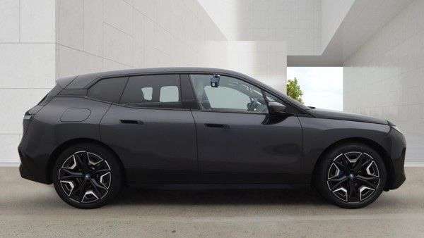 2022 BMW IX 2022 BMW IX