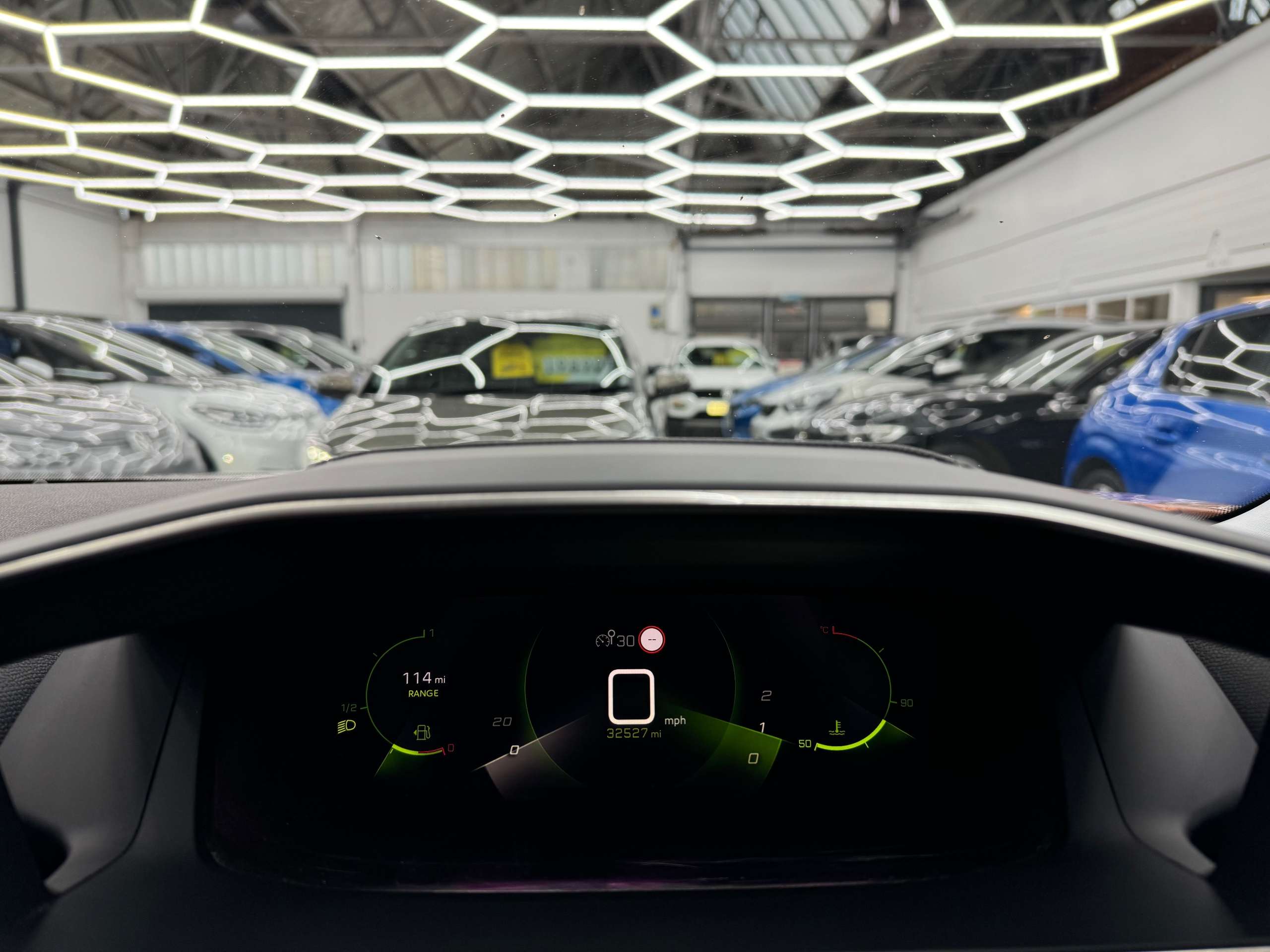 2020 PEUGEOT 2008 2020 PEUGEOT 2008