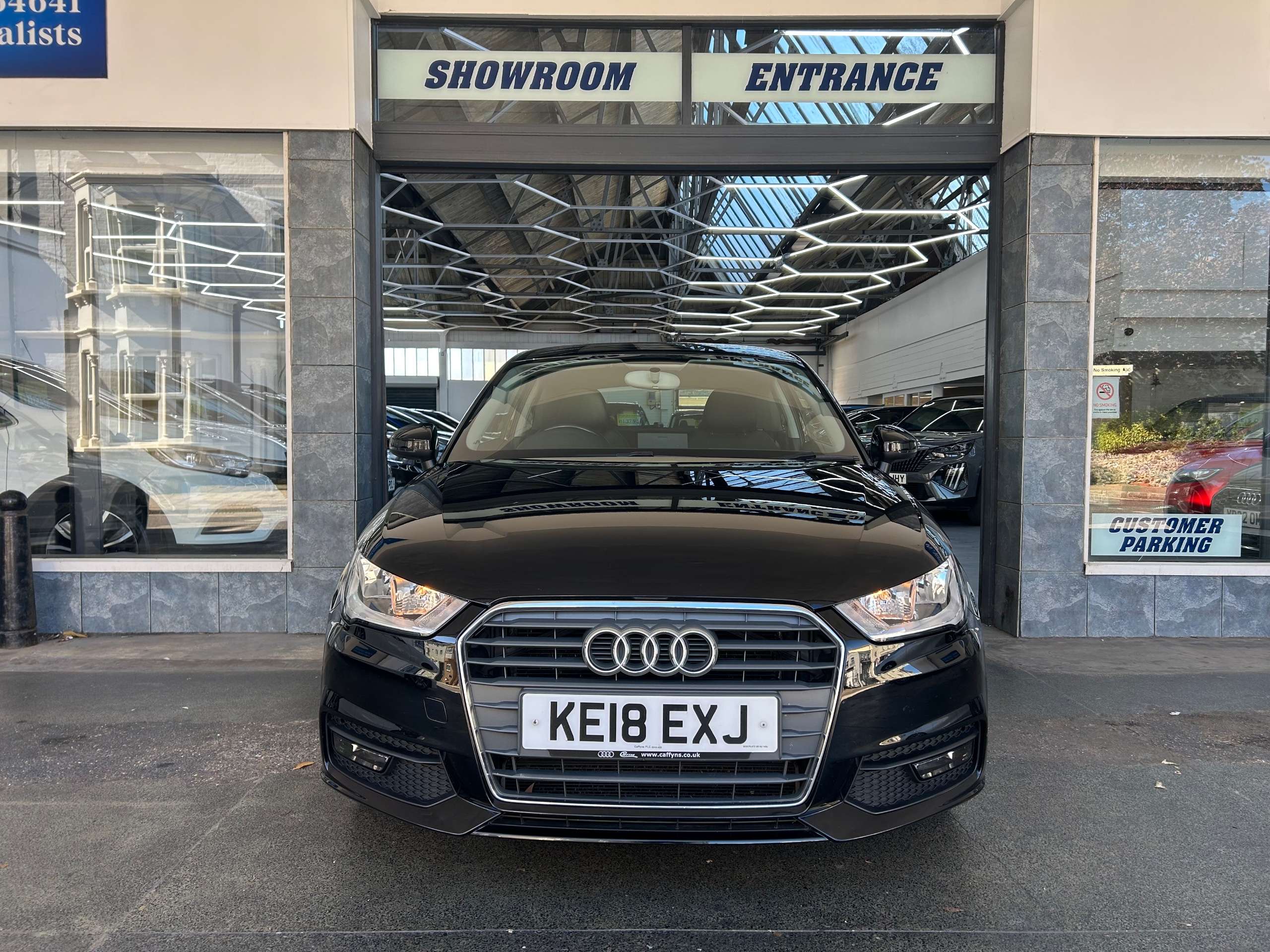 A 2018 AUDI A1 1.0 TFSI Sport Hatchback Petrol S Tronic Euro 6 (s/s) (Nav) (95 ps) 3dr A 2018 AUDI A1 1.0 TFSI Sport Hatchback Petrol S Tronic Euro 6 (s/s) (Nav) (95 ps) 3dr
