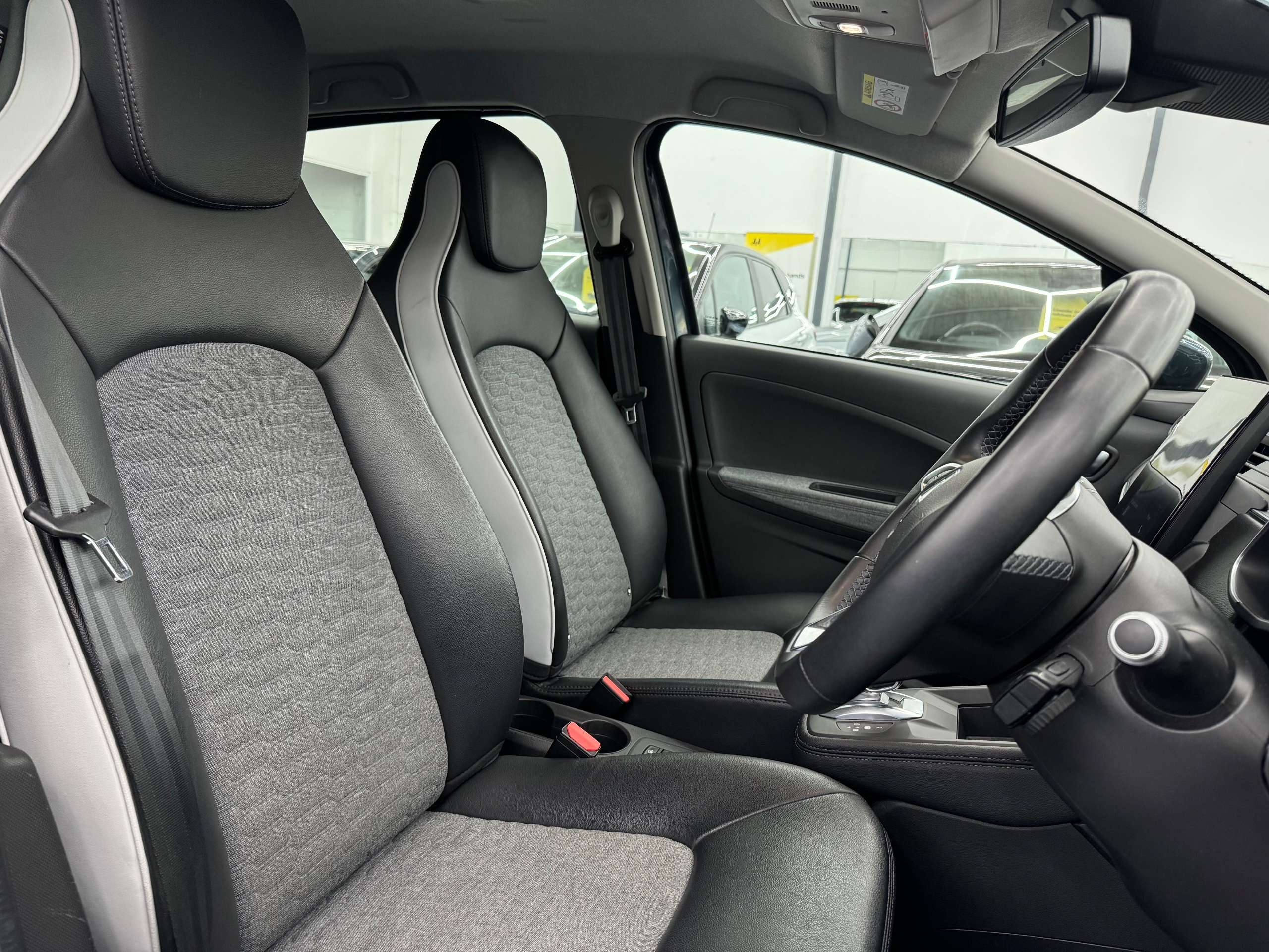 2021 RENAULT ZOE 2021 RENAULT ZOE