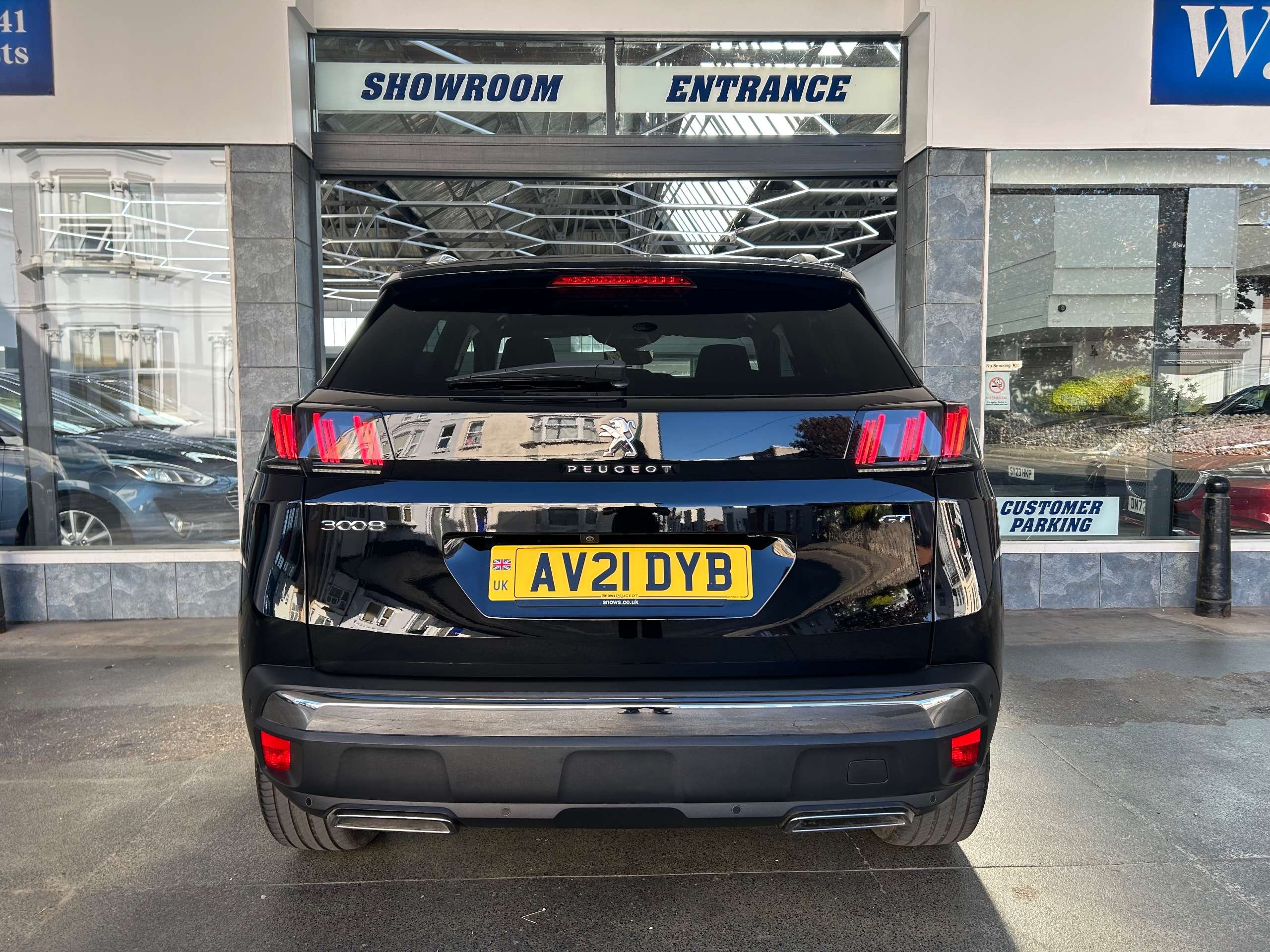 2021 PEUGEOT 3008 2021 PEUGEOT 3008