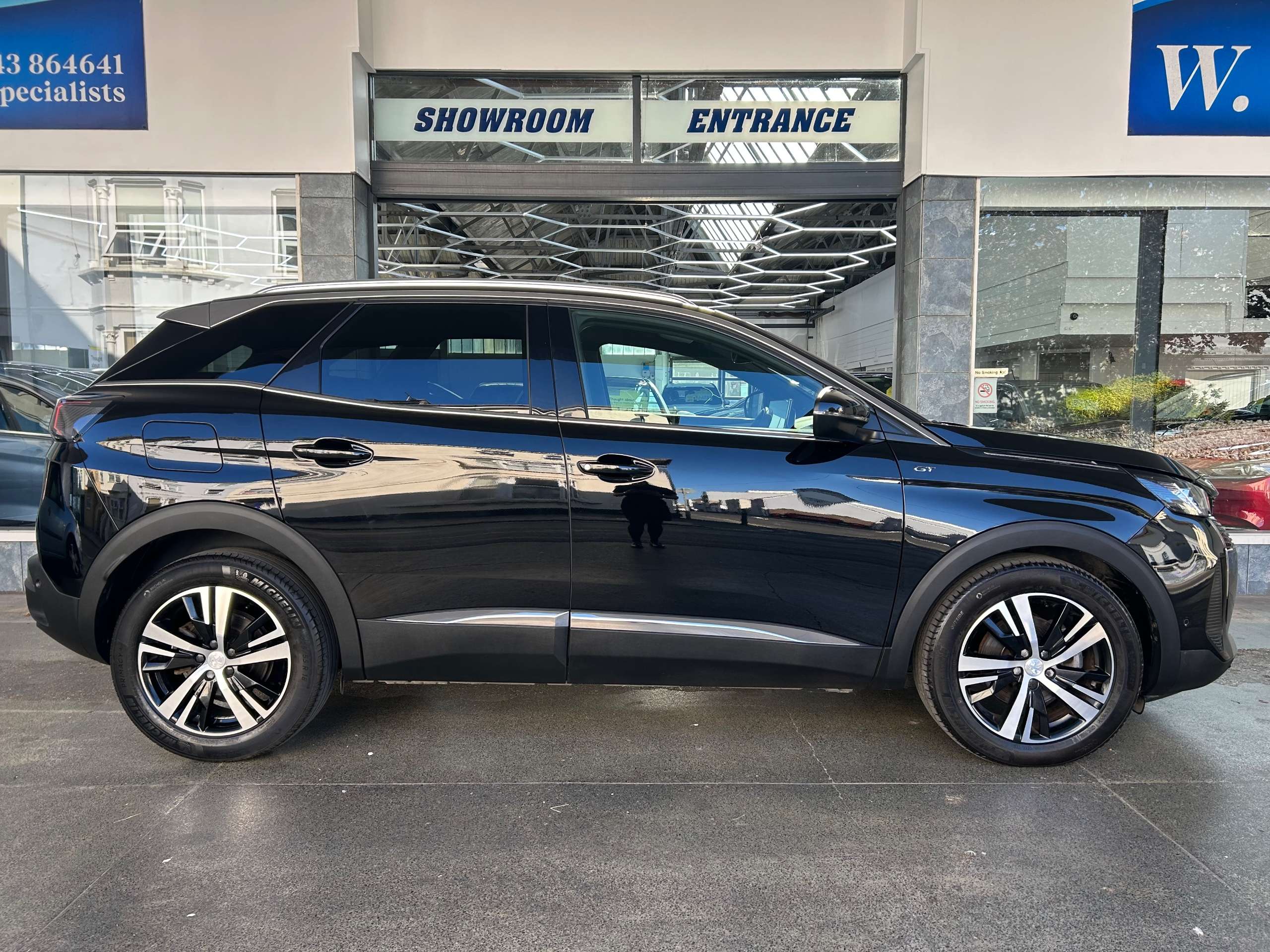 2021 PEUGEOT 3008 2021 PEUGEOT 3008