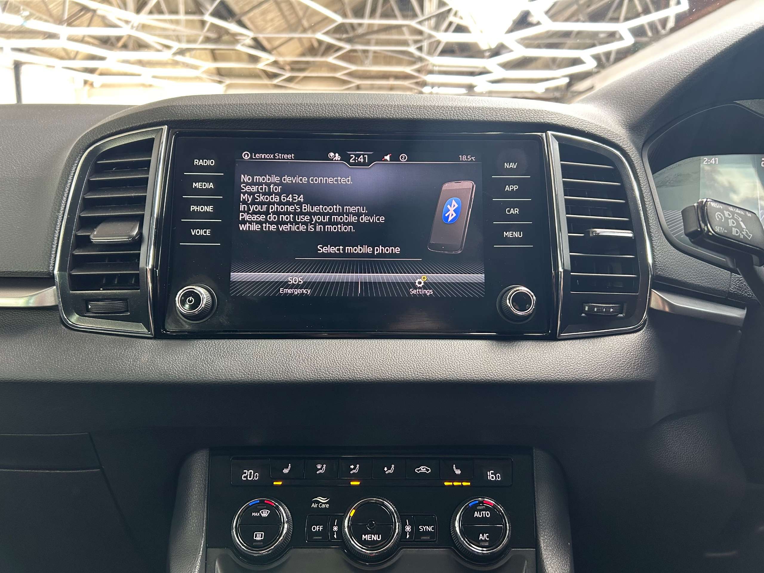 2023 SKODA KAROQ 2023 SKODA KAROQ