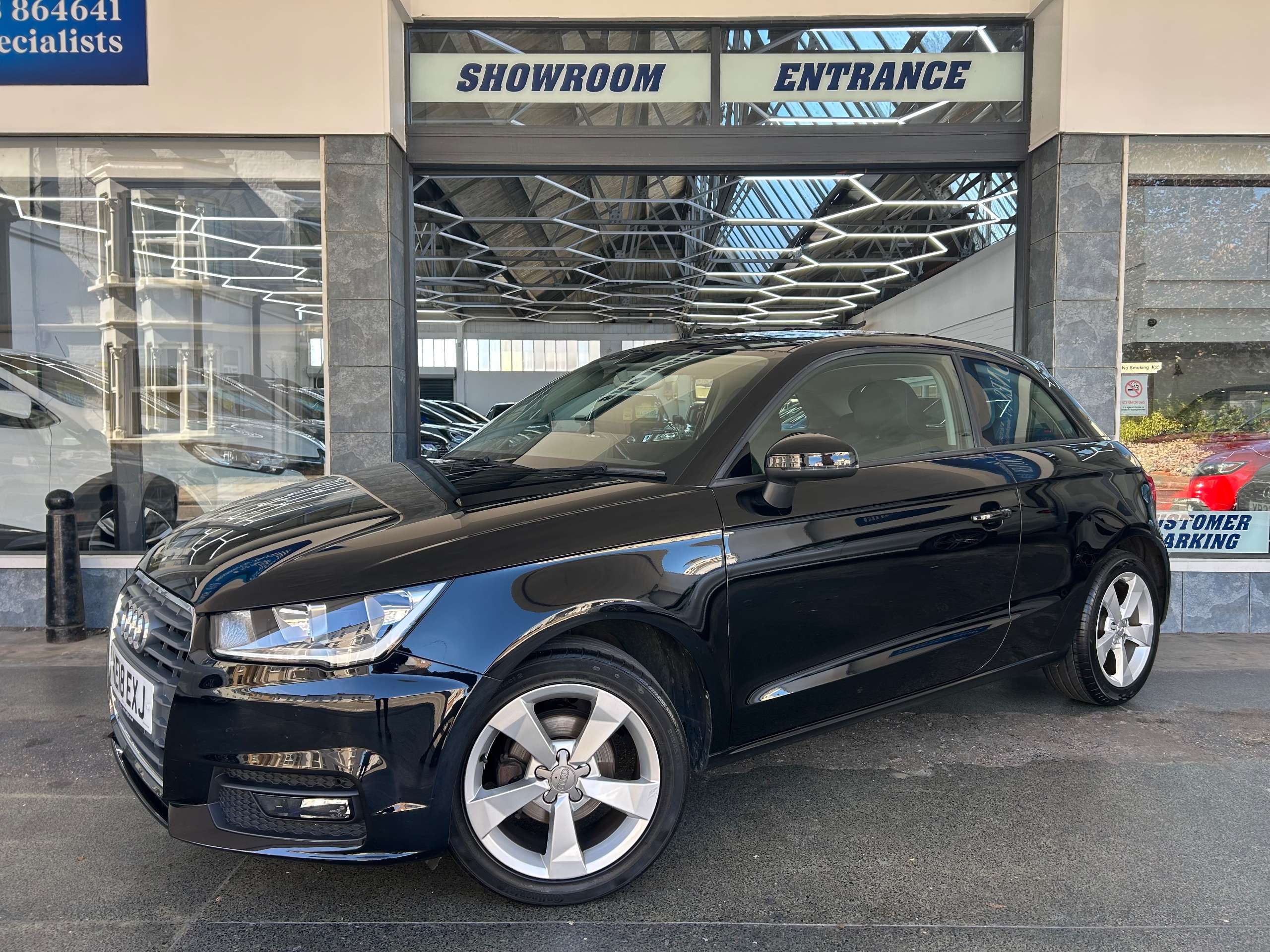 A 2018 AUDI A1 1.0 TFSI Sport Hatchback Petrol S Tronic Euro 6 (s/s) (Nav) (95 ps) 3dr A 2018 AUDI A1 1.0 TFSI Sport Hatchback Petrol S Tronic Euro 6 (s/s) (Nav) (95 ps) 3dr