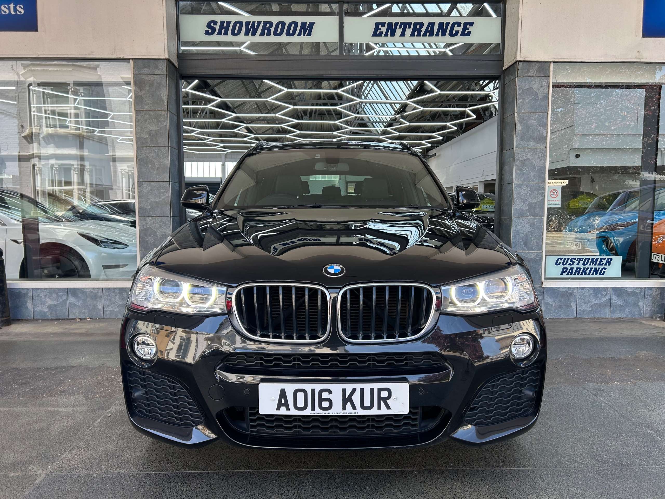 A 2016 BMW X3 2.0 20d M Sport SUV Diesel Auto xDrive Euro 6 (s/s) (190 ps) 5dr A 2016 BMW X3 2.0 20d M Sport SUV Diesel Auto xDrive Euro 6 (s/s) (190 ps) 5dr