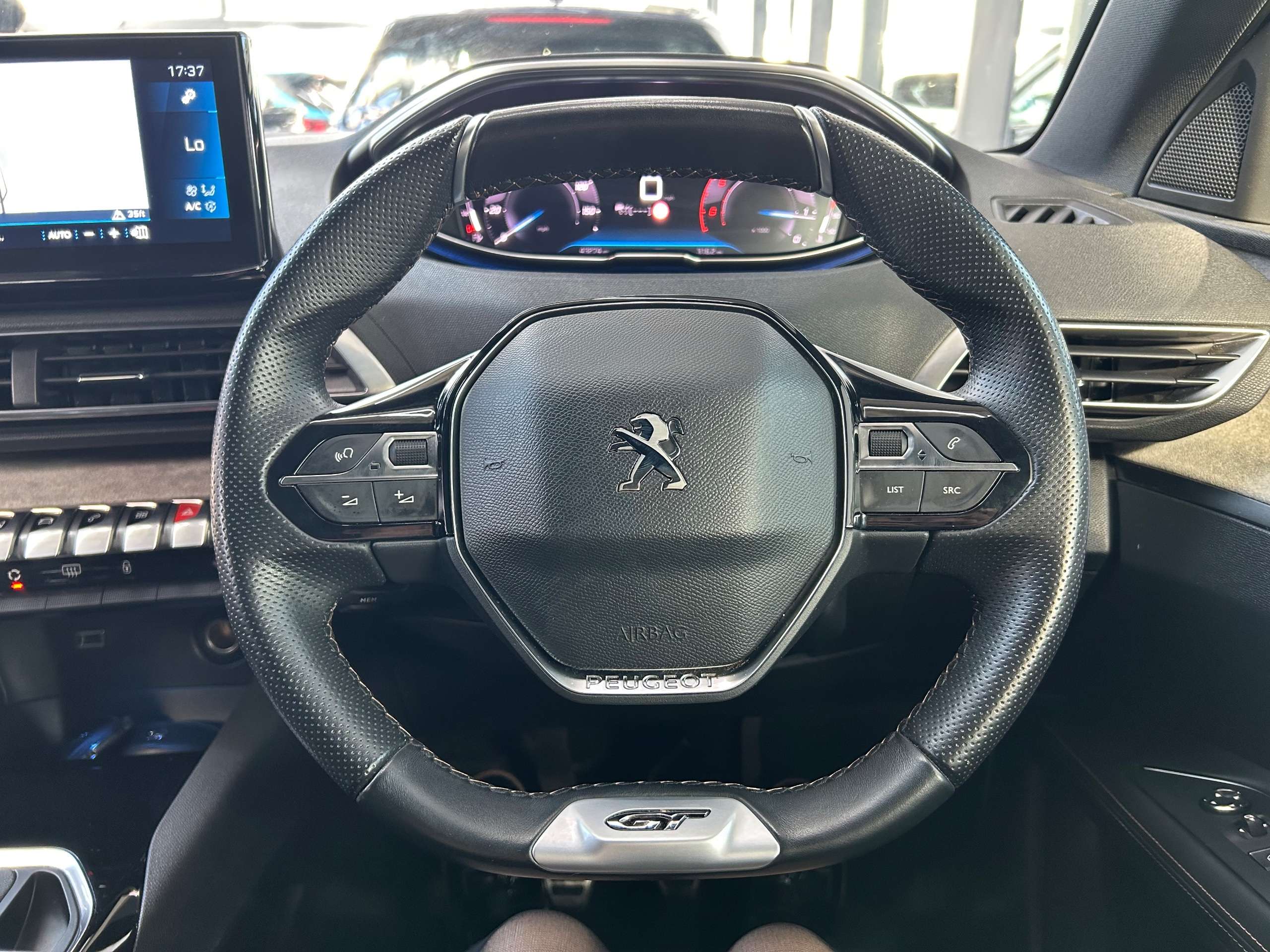 2021 PEUGEOT 3008 2021 PEUGEOT 3008