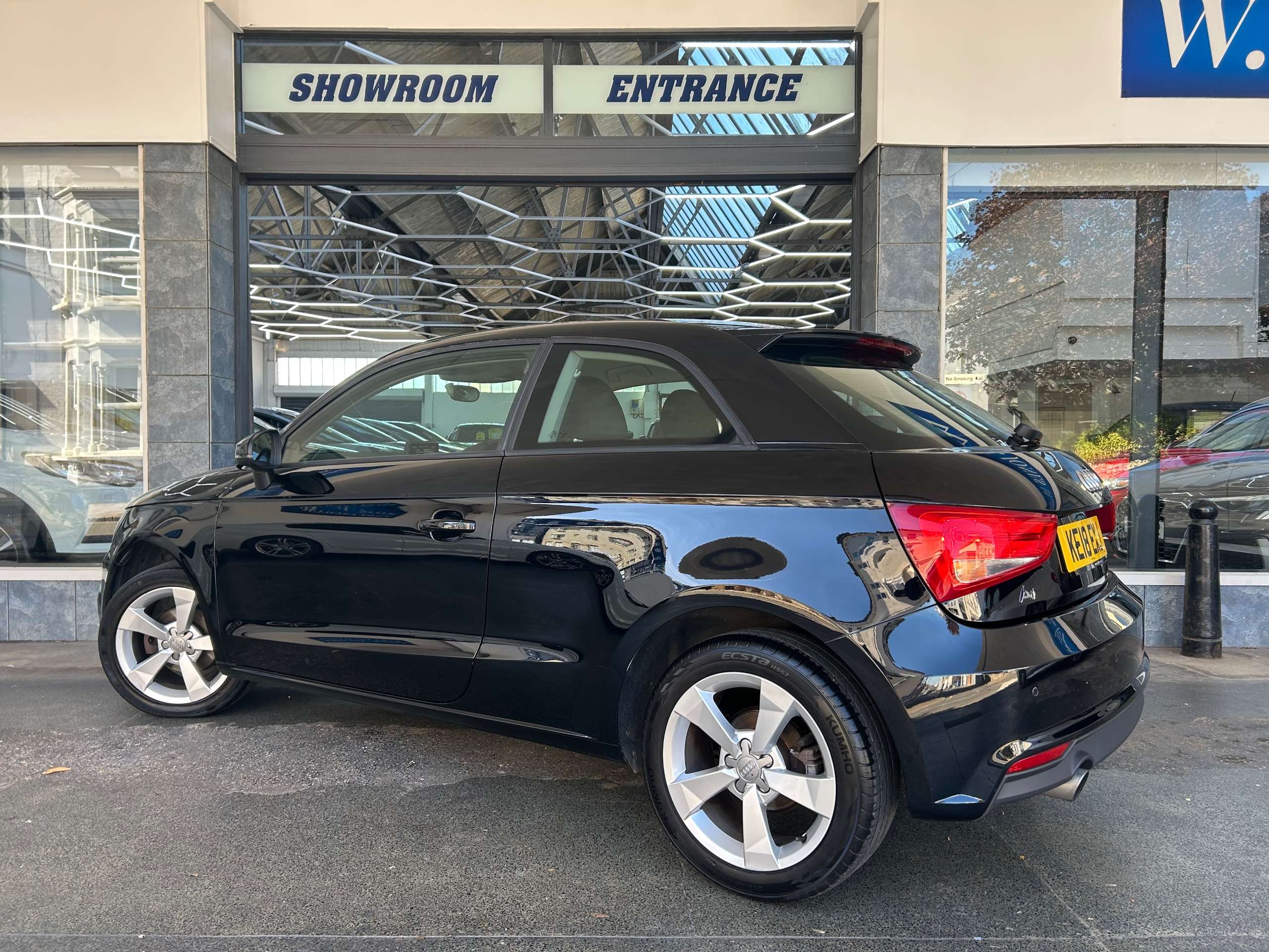 2018 AUDI A1 2018 AUDI A1