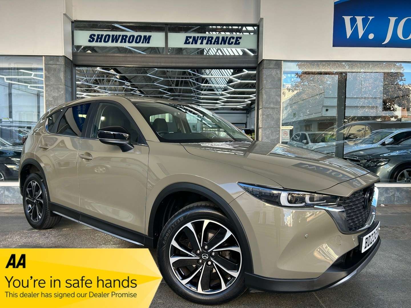 A 2023 MAZDA CX-5 2.0 e-SKYACTIV G MHEV Newground SUV Petrol Auto Euro 6 (s/s) (165 ps) 5dr A 2023 MAZDA CX-5 2.0 e-SKYACTIV G MHEV Newground SUV Petrol Auto Euro 6 (s/s) (165 ps) 5dr