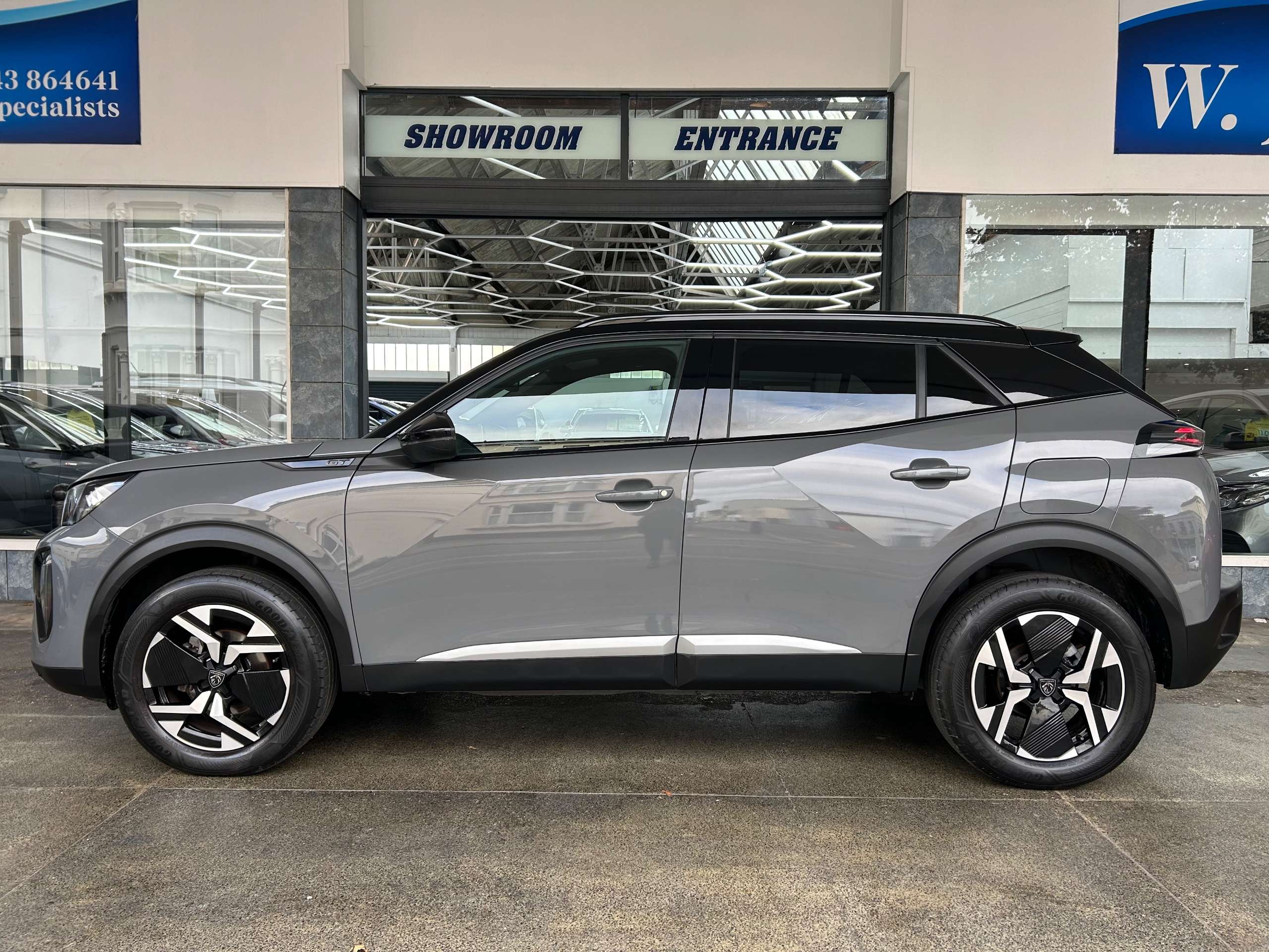 A 2025 PEUGEOT 2008 1.2 PureTech GT SUV Petrol EAT Euro 6 (s/s) (130 ps) 5dr A 2025 PEUGEOT 2008 1.2 PureTech GT SUV Petrol EAT Euro 6 (s/s) (130 ps) 5dr
