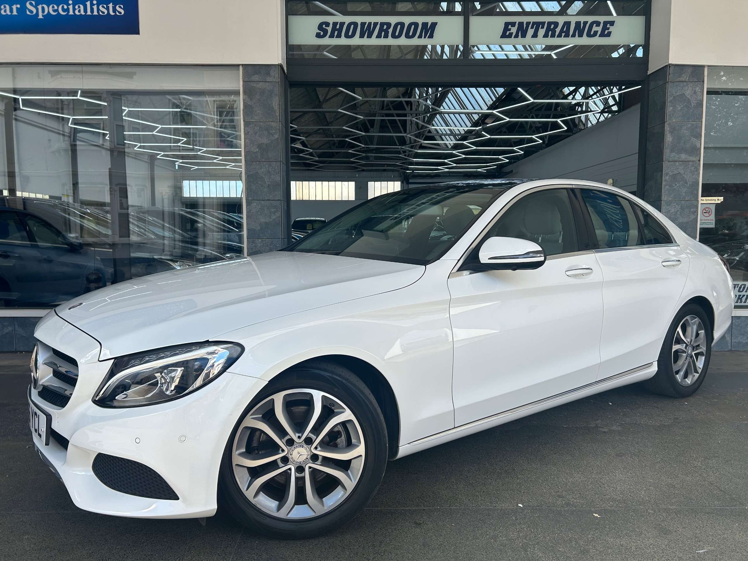 A 2017 MERCEDES C CLASS C200 SPORT PREMIUM A 2017 MERCEDES C CLASS C200 SPORT PREMIUM