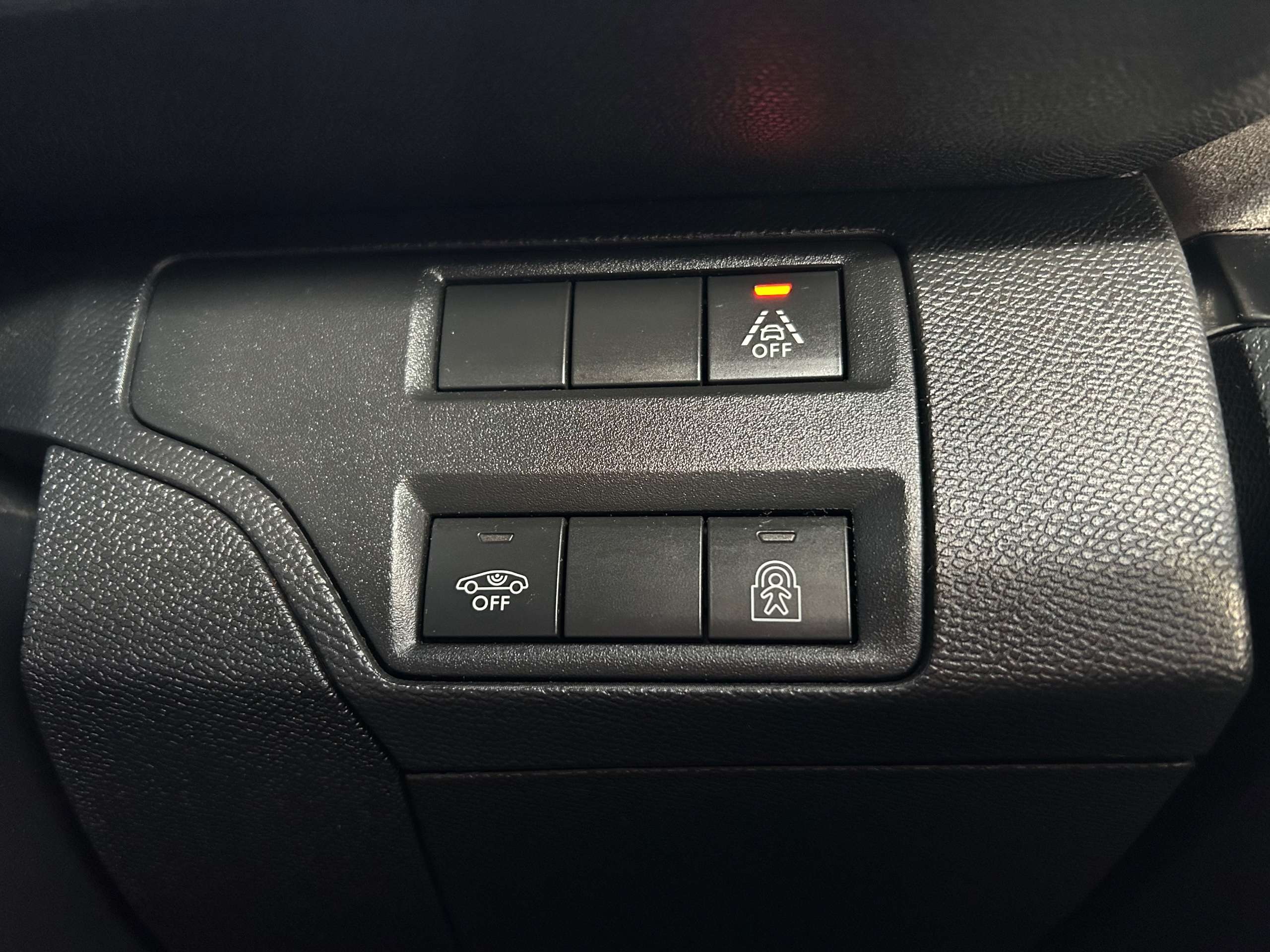 2021 PEUGEOT 3008 2021 PEUGEOT 3008