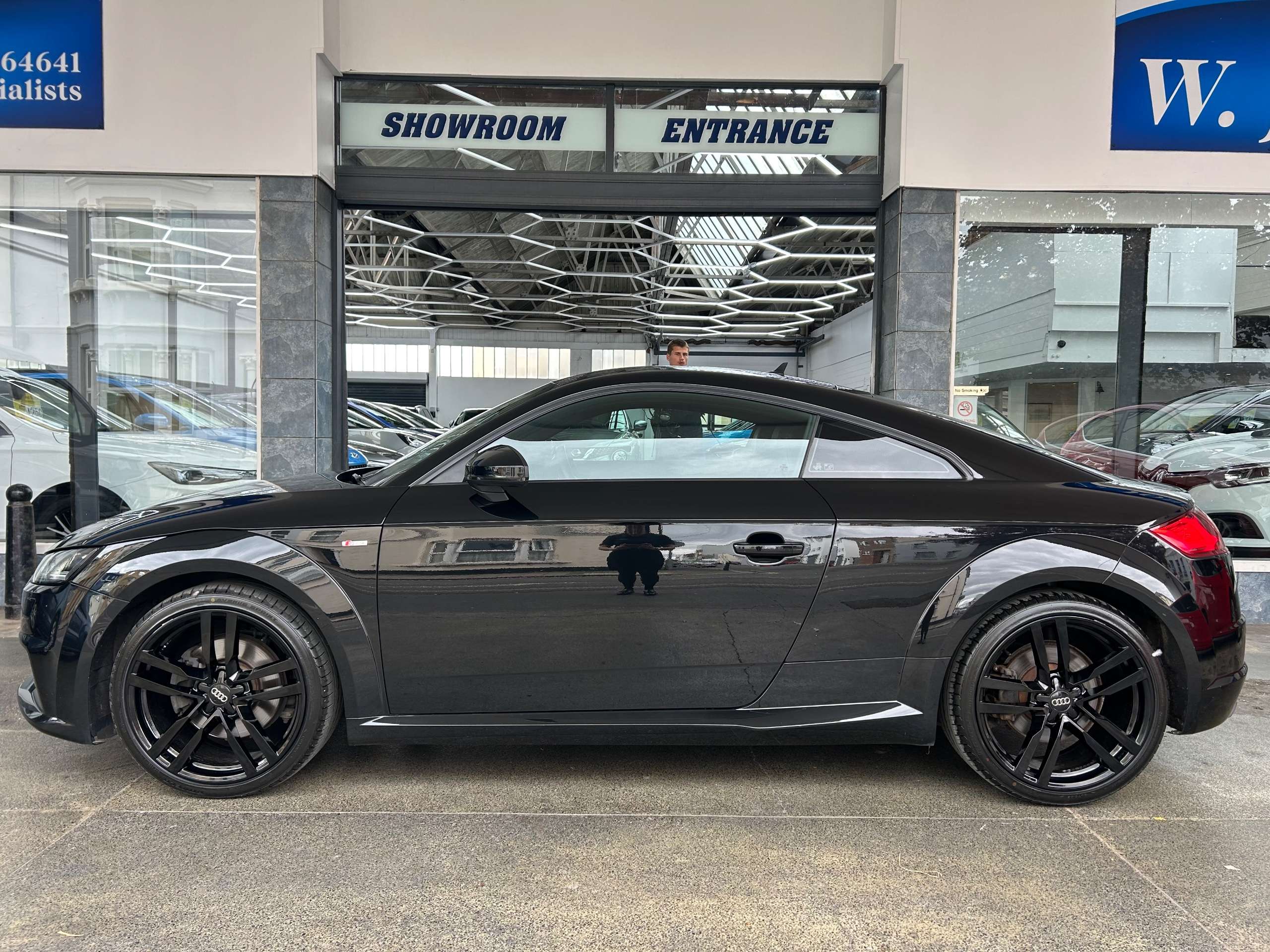 A 2017 AUDI TT 2.0 TFSI S line Coupe Petrol S Tronic quattro Euro 6 (s/s) (230 ps) 3dr A 2017 AUDI TT 2.0 TFSI S line Coupe Petrol S Tronic quattro Euro 6 (s/s) (230 ps) 3dr