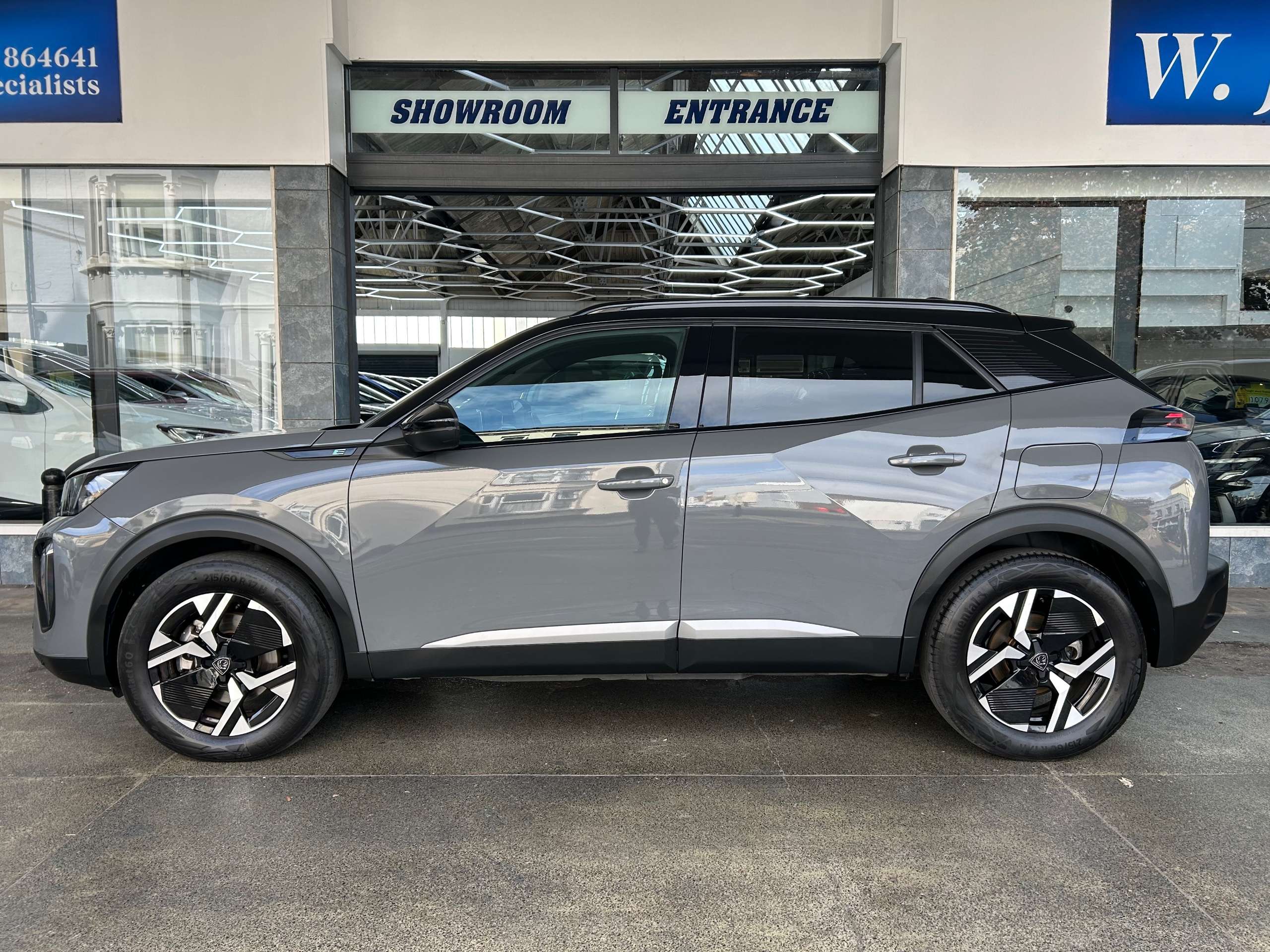 A 2024 PEUGEOT E-2008 50kWh GT SUV Electric Auto (11kW Charger) (136 ps) 5dr A 2024 PEUGEOT E-2008 50kWh GT SUV Electric Auto (11kW Charger) (136 ps) 5dr