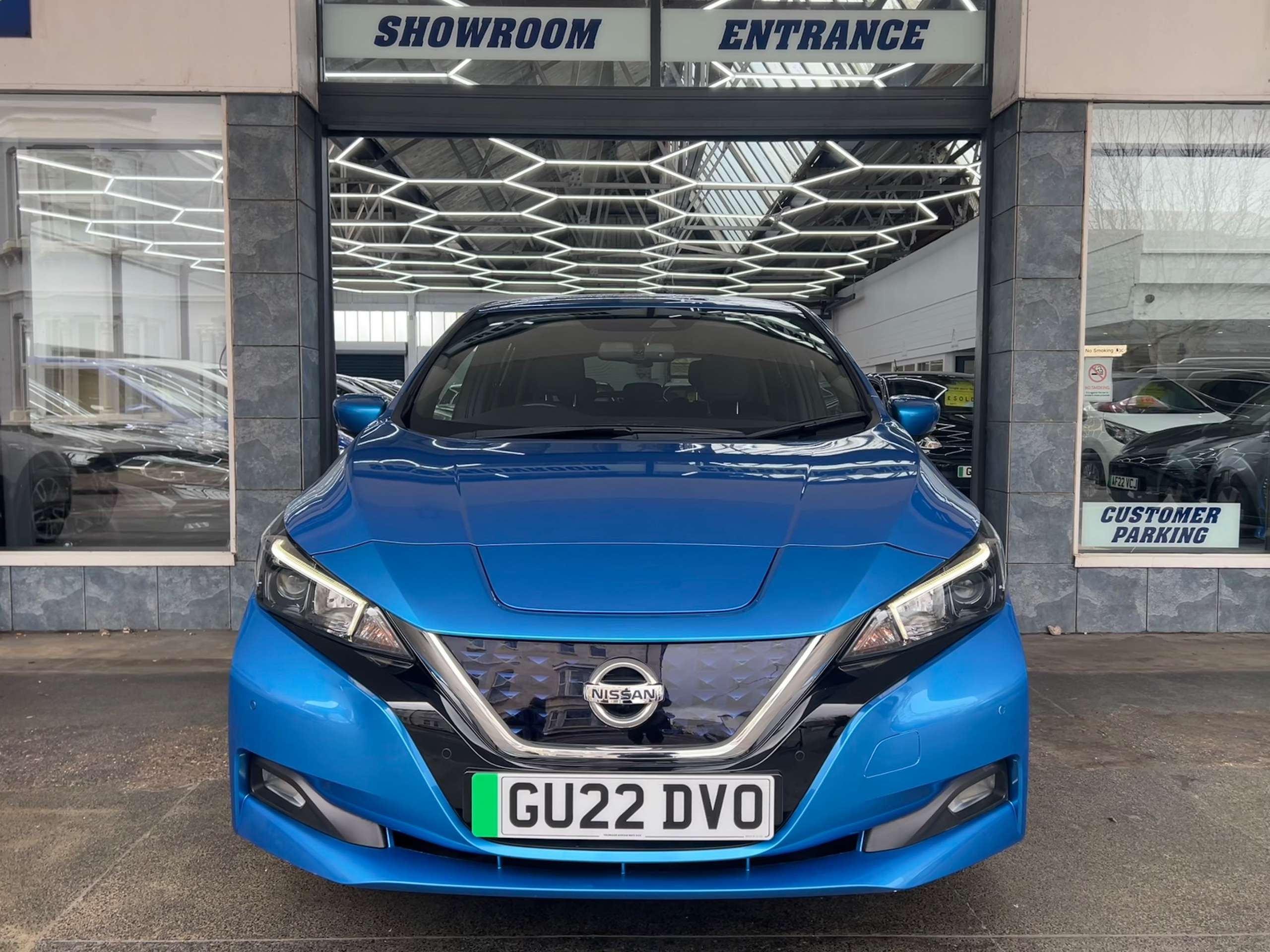 A 2022 NISSAN LEAF 40kWh N-Connecta Hatchback Electric Auto (150 ps) 5dr A 2022 NISSAN LEAF 40kWh N-Connecta Hatchback Electric Auto (150 ps) 5dr