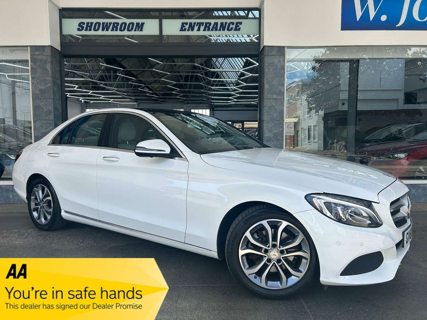 A 2017 MERCEDES C CLASS C200 SPORT PREMIUM A 2017 MERCEDES C CLASS C200 SPORT PREMIUM