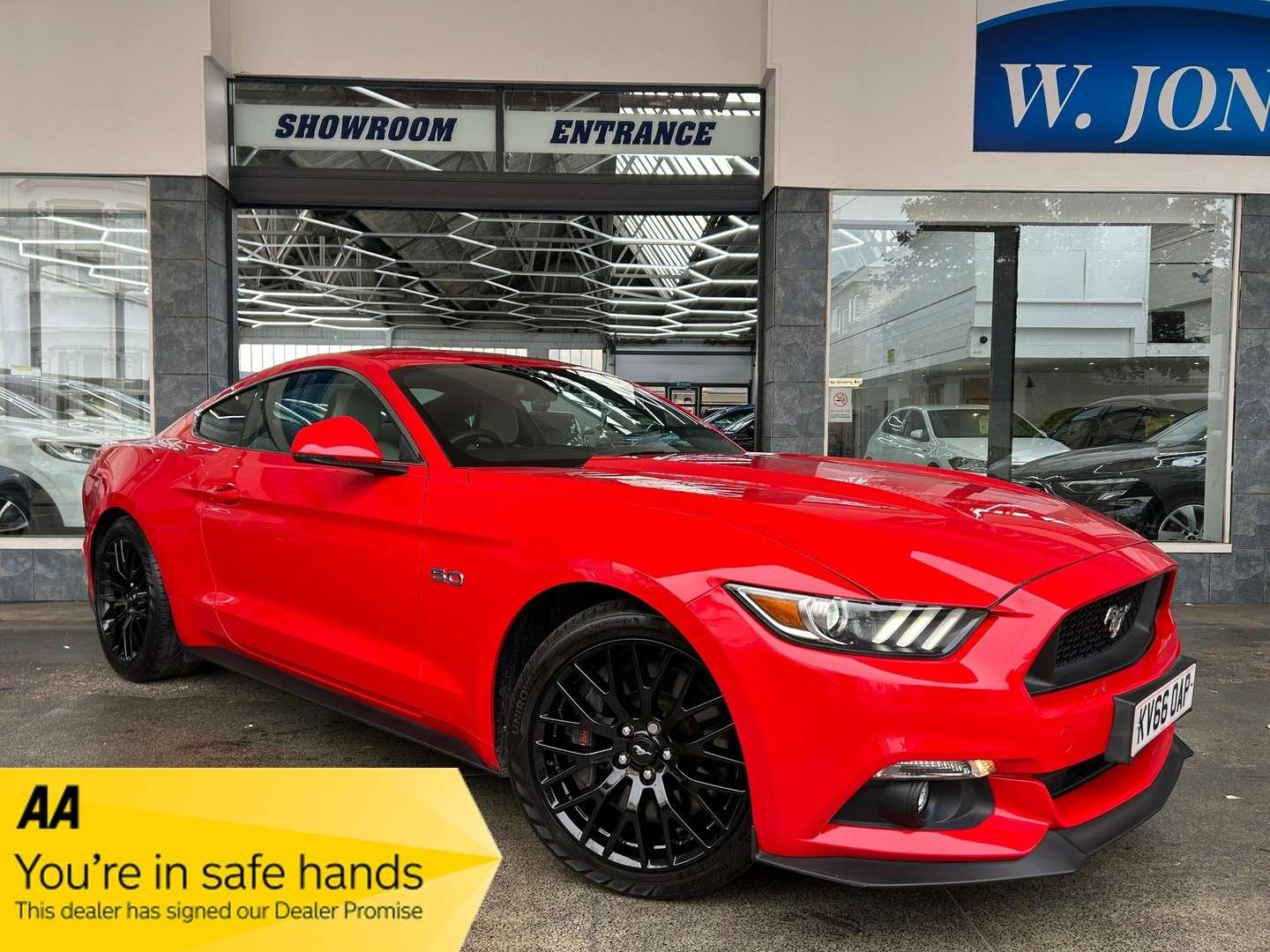 A 2017 FORD MUSTANG 5.0 V8 GT Fastback Petrol SelShift Euro 6 (416 bhp) 2dr A 2017 FORD MUSTANG 5.0 V8 GT Fastback Petrol SelShift Euro 6 (416 bhp) 2dr