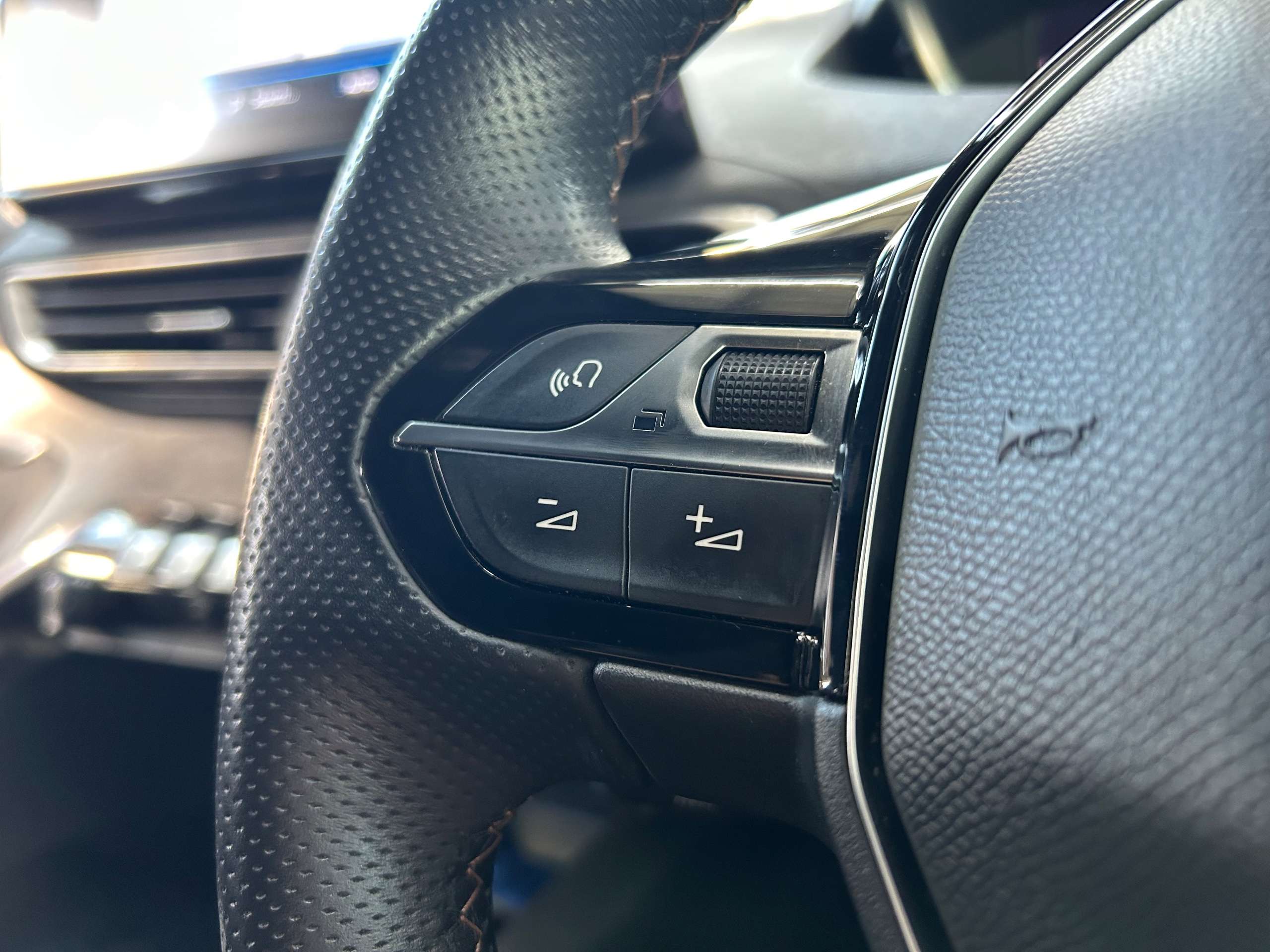 2021 PEUGEOT 3008 2021 PEUGEOT 3008