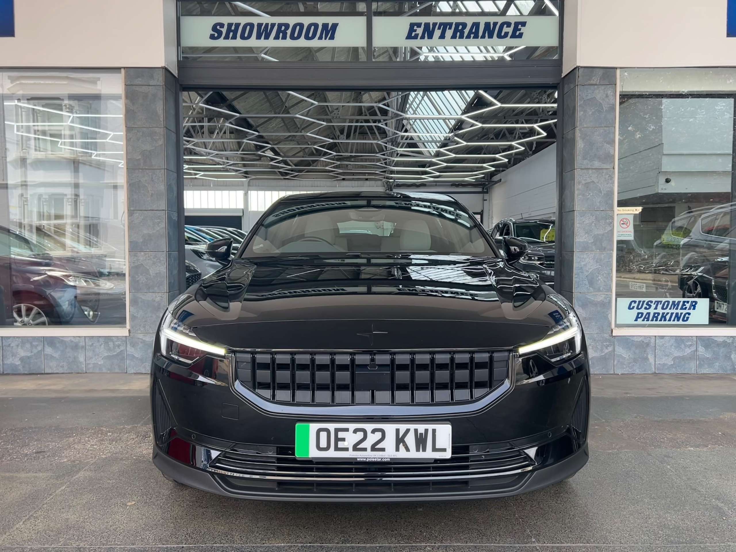 A 2022 POLESTAR POLESTAR 2 Single Motor 69kWh Standard Range Fastback Electric Auto FWD (231 ps) 5dr A 2022 POLESTAR POLESTAR 2 Single Motor 69kWh Standard Range Fastback Electric Auto FWD (231 ps) 5dr