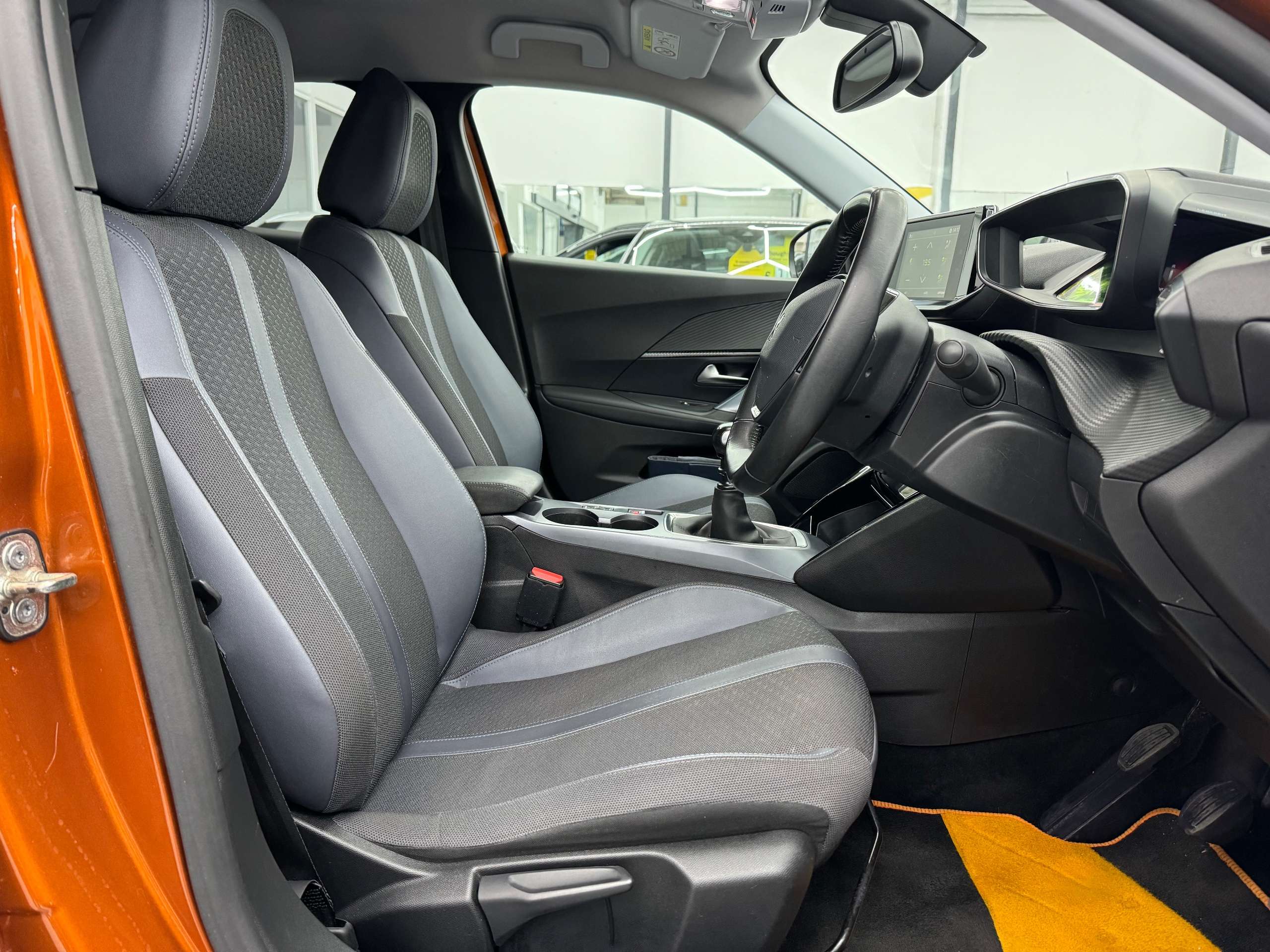 2020 PEUGEOT 2008 2020 PEUGEOT 2008