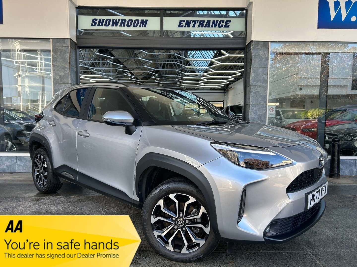 A 2024 TOYOTA YARIS CROSS 1.5 VVT-h Design SUV Petrol Hybrid E-CVT Euro 6 (s/s) (116 ps) 5dr A 2024 TOYOTA YARIS CROSS 1.5 VVT-h Design SUV Petrol Hybrid E-CVT Euro 6 (s/s) (116 ps) 5dr