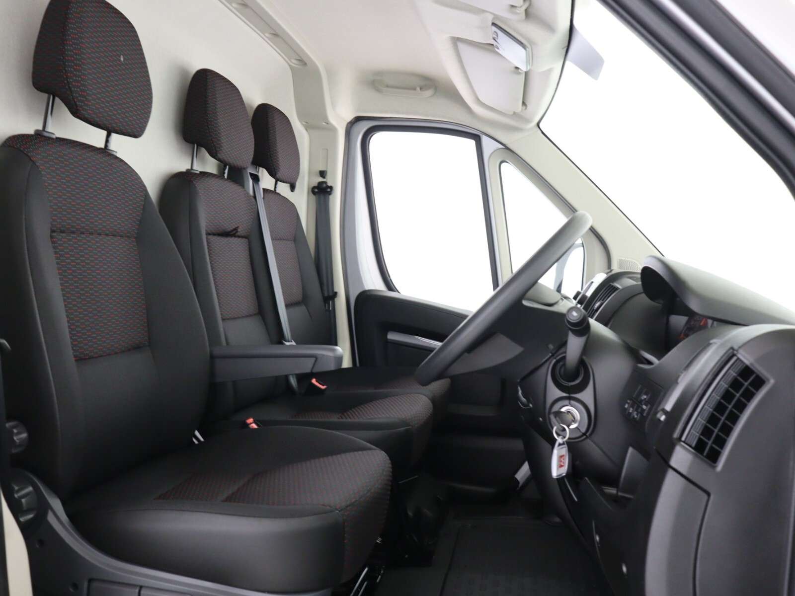 null PEUGEOT BOXER null PEUGEOT BOXER