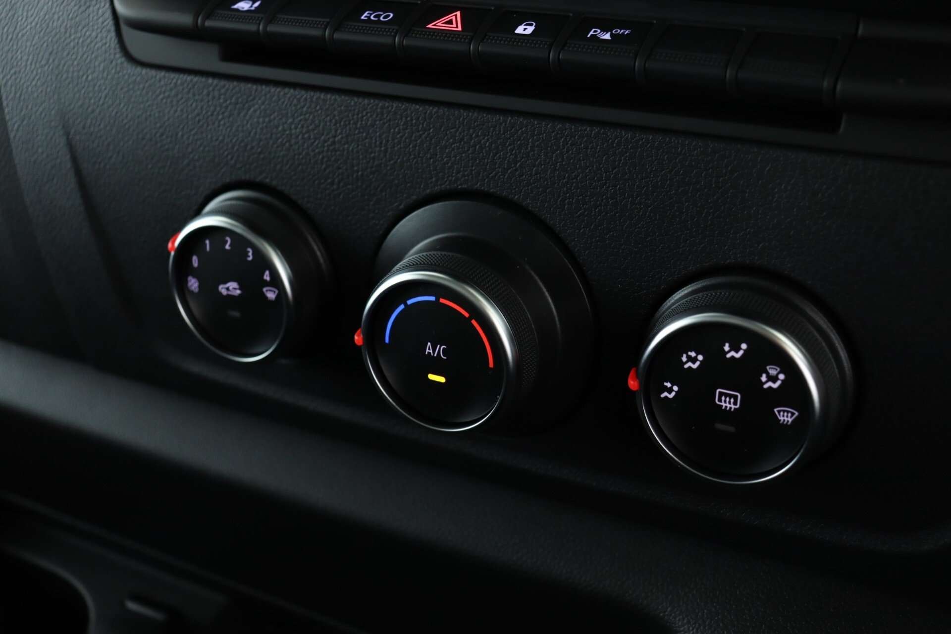 null RENAULT MASTER null RENAULT MASTER