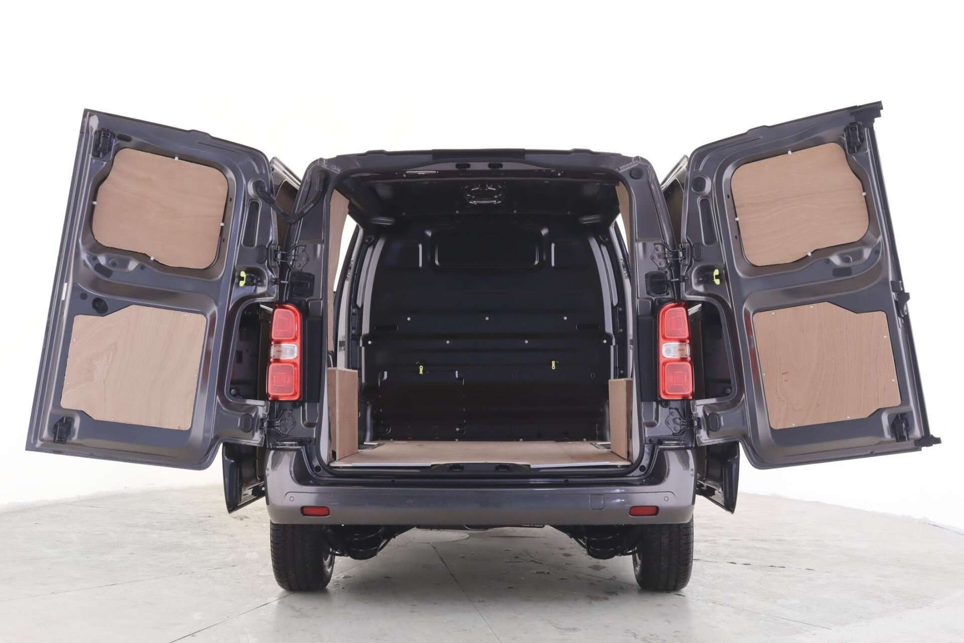 A null PEUGEOT EXPERT Standard 1200 2.0 BlueHDi 180 Asphalt Premium Van EAT8 A null PEUGEOT EXPERT Standard 1200 2.0 BlueHDi 180 Asphalt Premium Van EAT8