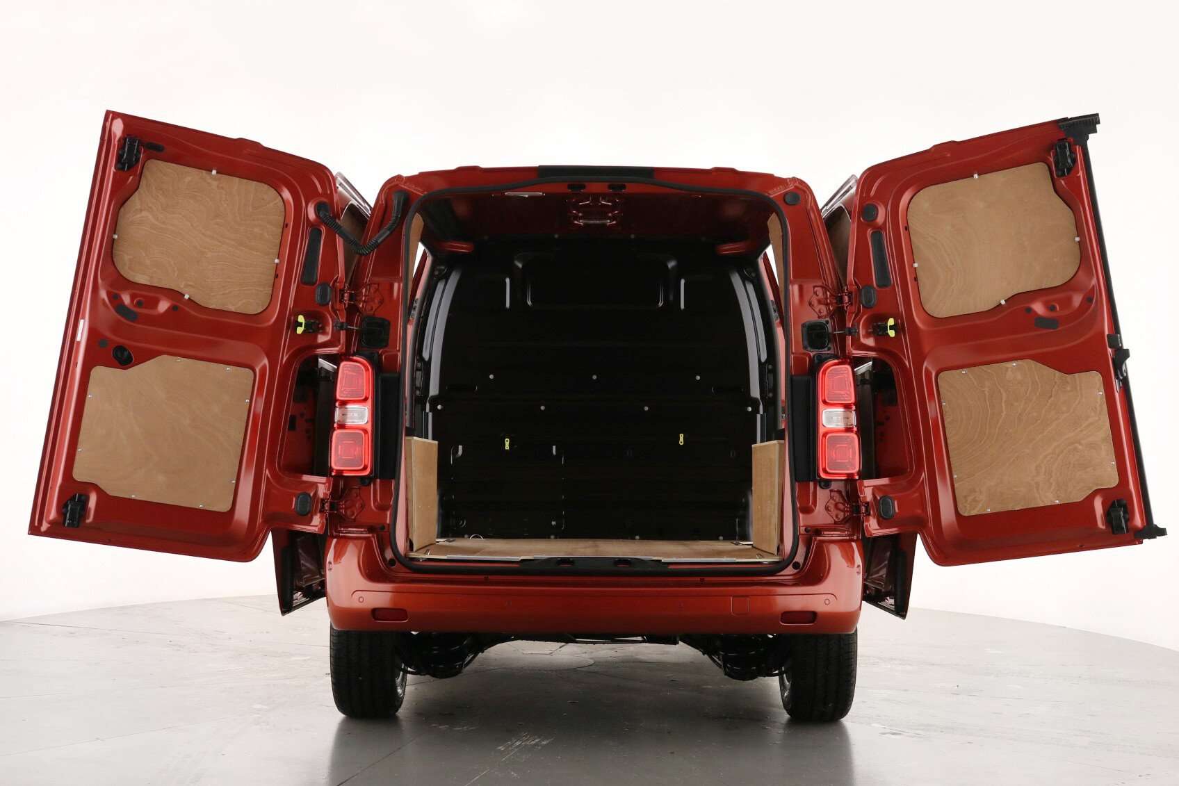 A null PEUGEOT EXPERT Standard 1400 2.0 BlueHDi 120 Asphalt Premium Van A null PEUGEOT EXPERT Standard 1400 2.0 BlueHDi 120 Asphalt Premium Van