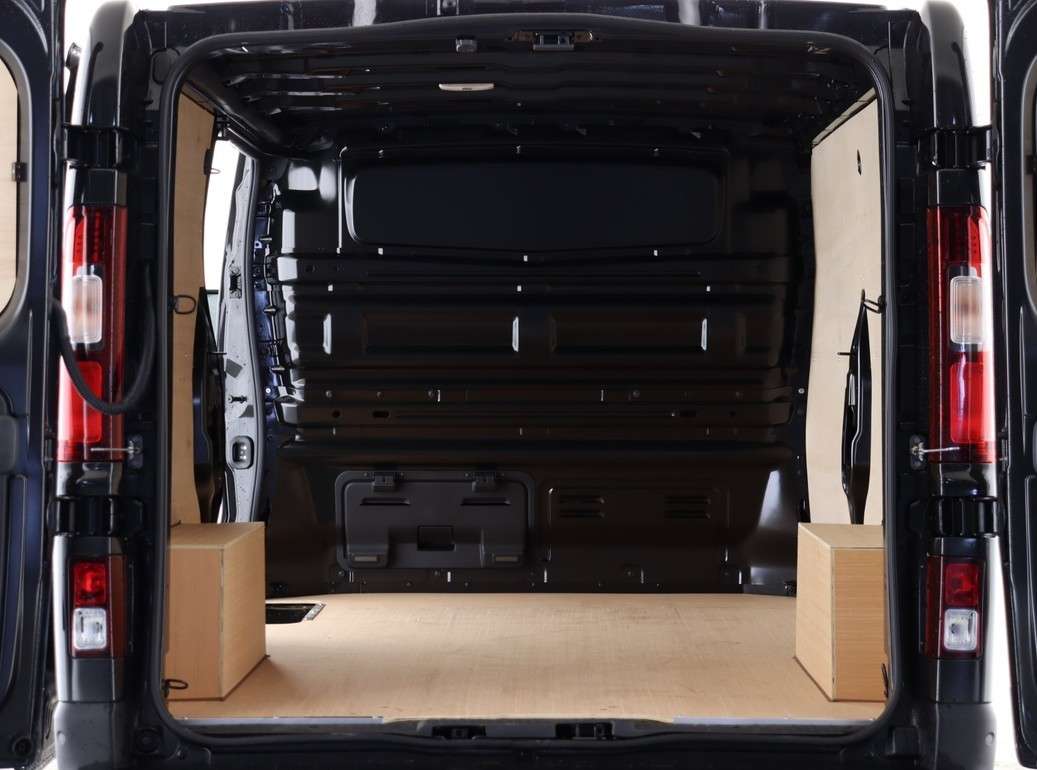 A null RENAULT TRAFIC SL30 EXTRA EDC DCI (was Sport) A null RENAULT TRAFIC SL30 EXTRA EDC DCI (was Sport)