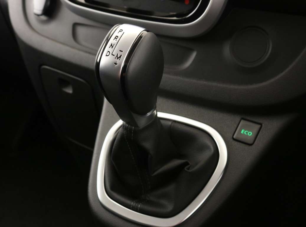 null RENAULT TRAFIC null RENAULT TRAFIC