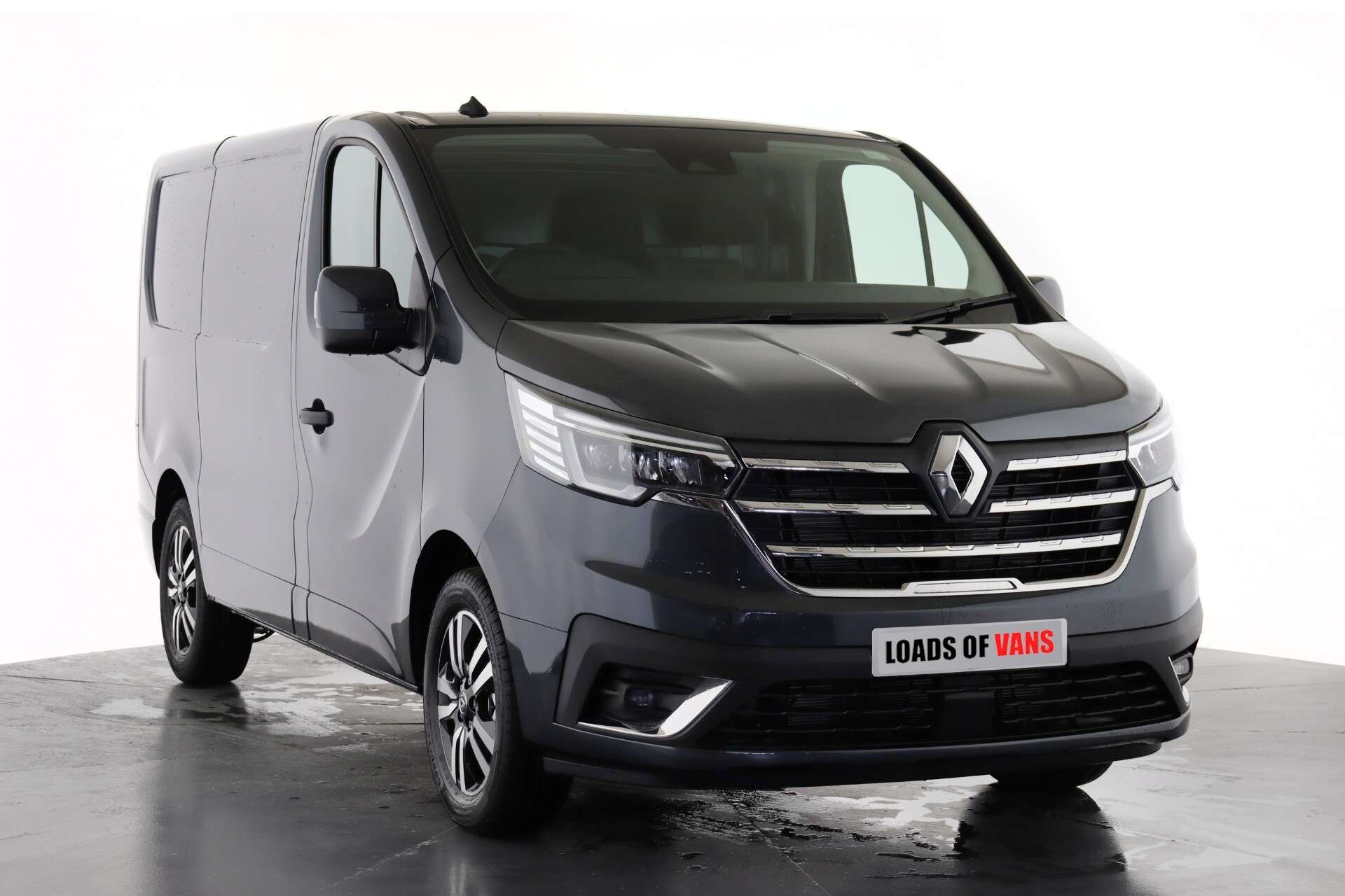 A null RENAULT TRAFIC SL28 Blue dCi 150 Sport+ Van A null RENAULT TRAFIC SL28 Blue dCi 150 Sport+ Van