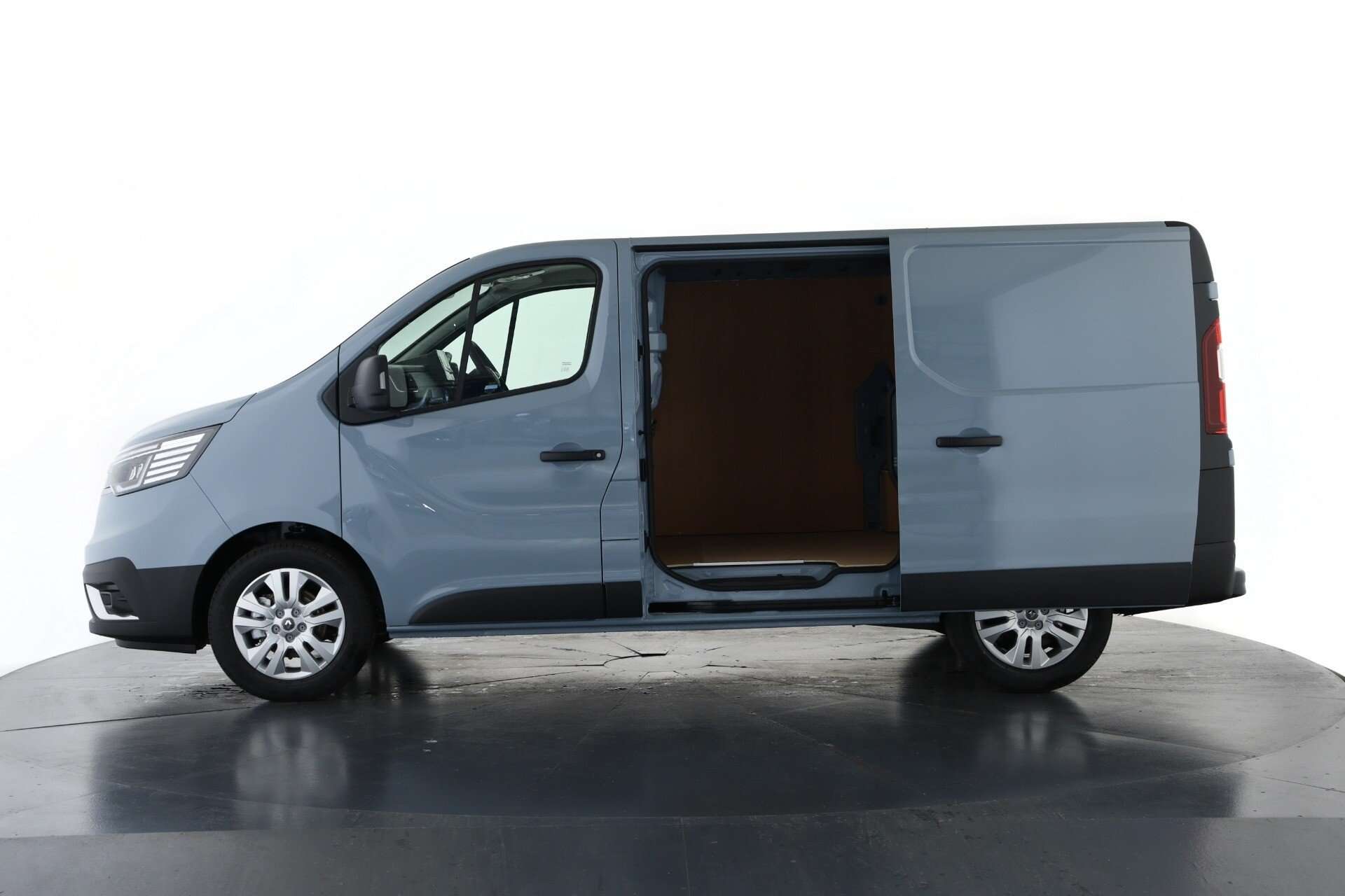 null RENAULT TRAFIC null RENAULT TRAFIC