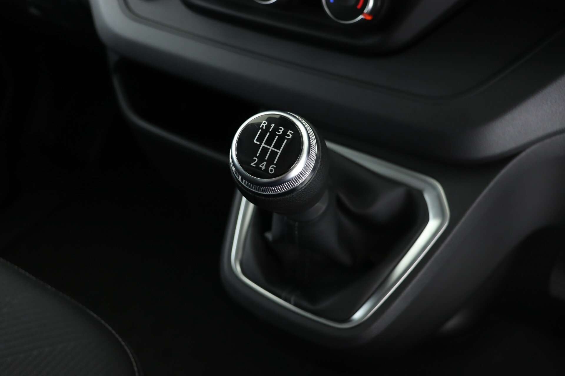 null RENAULT TRAFIC null RENAULT TRAFIC