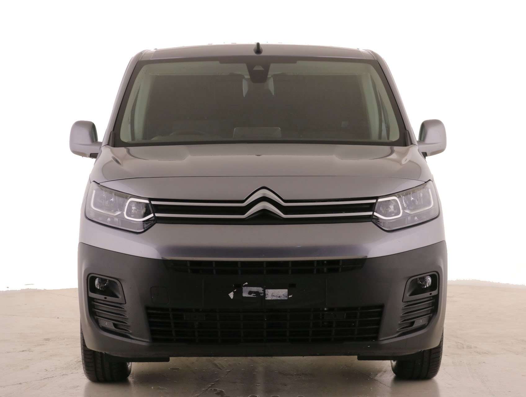 A null CITROEN BERLINGO XL 1.5 BlueHDi 950Kg Driver 100ps A null CITROEN BERLINGO XL 1.5 BlueHDi 950Kg Driver 100ps