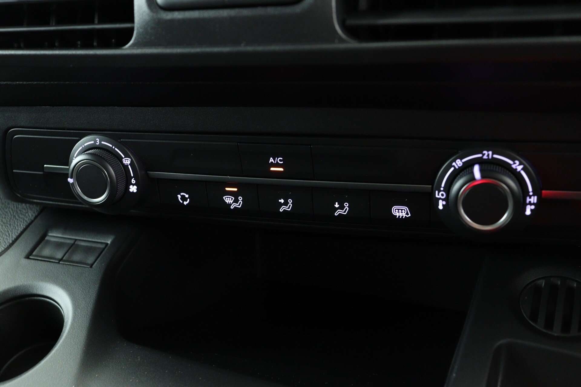 null PEUGEOT PARTNER null PEUGEOT PARTNER