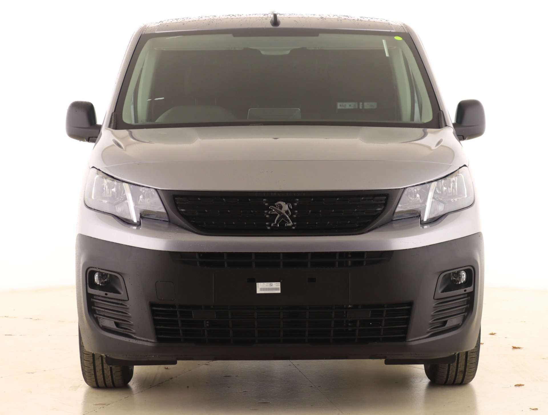 A null PEUGEOT PARTNER Standard 650 1.5 BlueHDi 100 Professional Premium Van A null PEUGEOT PARTNER Standard 650 1.5 BlueHDi 100 Professional Premium Van