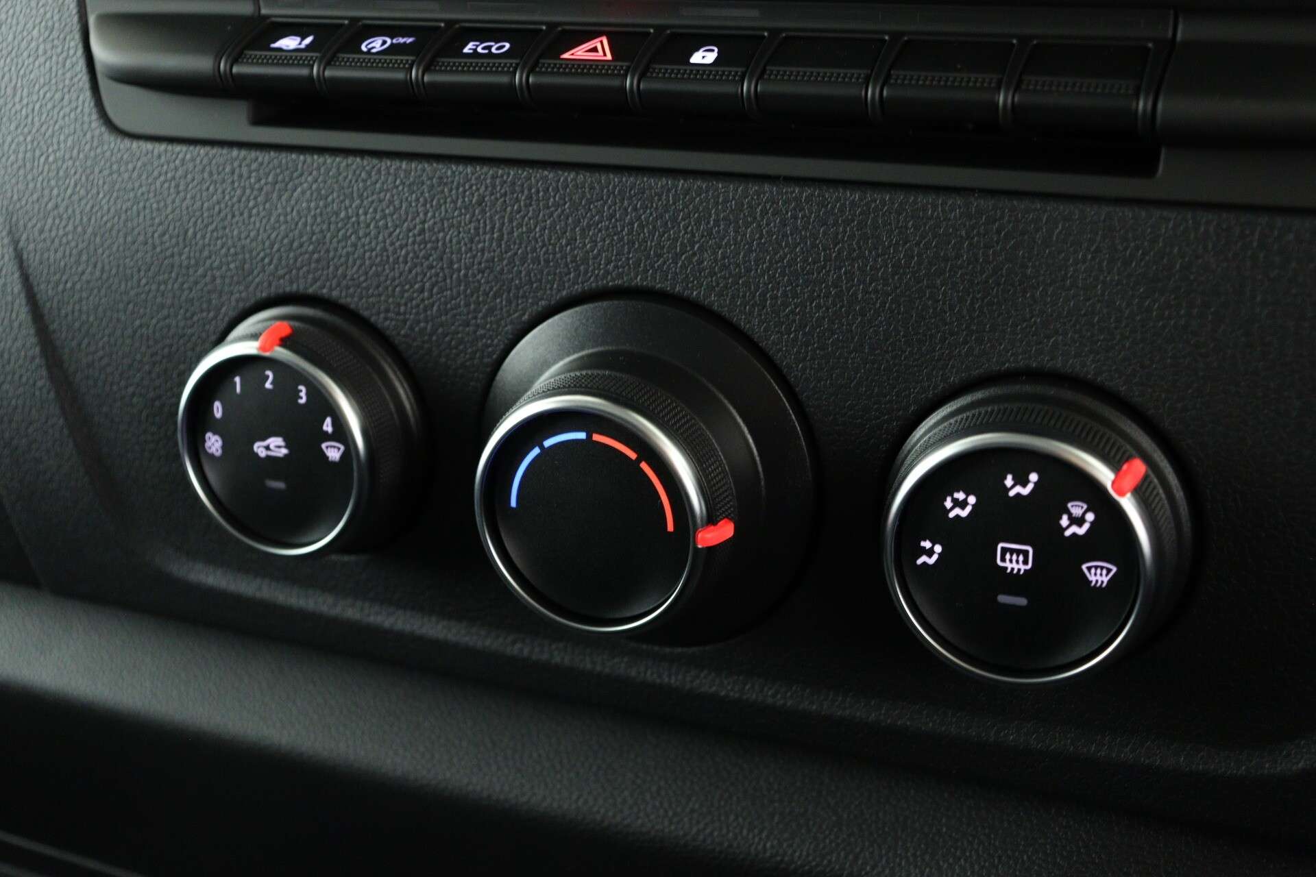 null RENAULT MASTER null RENAULT MASTER